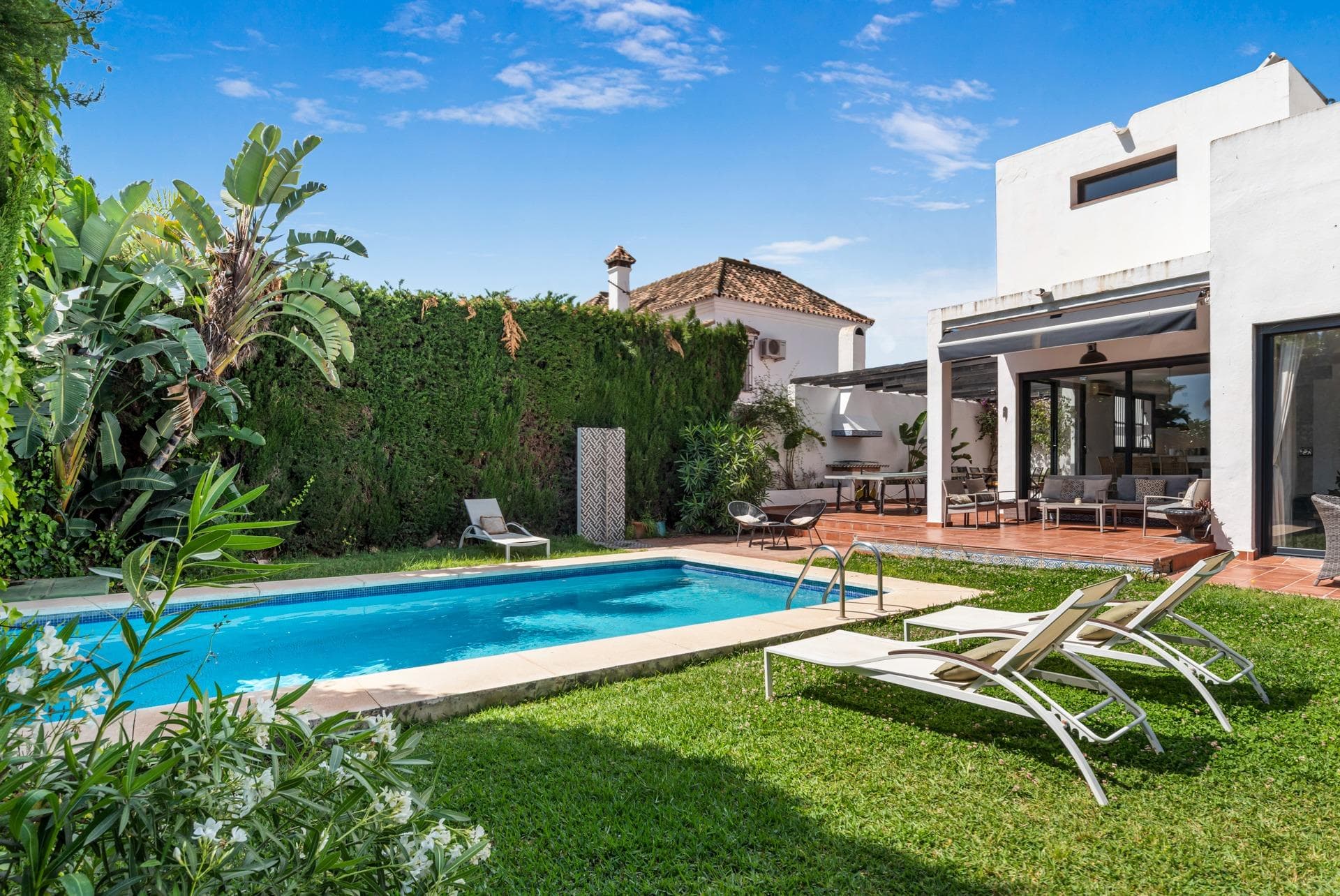 Vrijstaande Villa met 6 slaapkamers in Marbella - 2