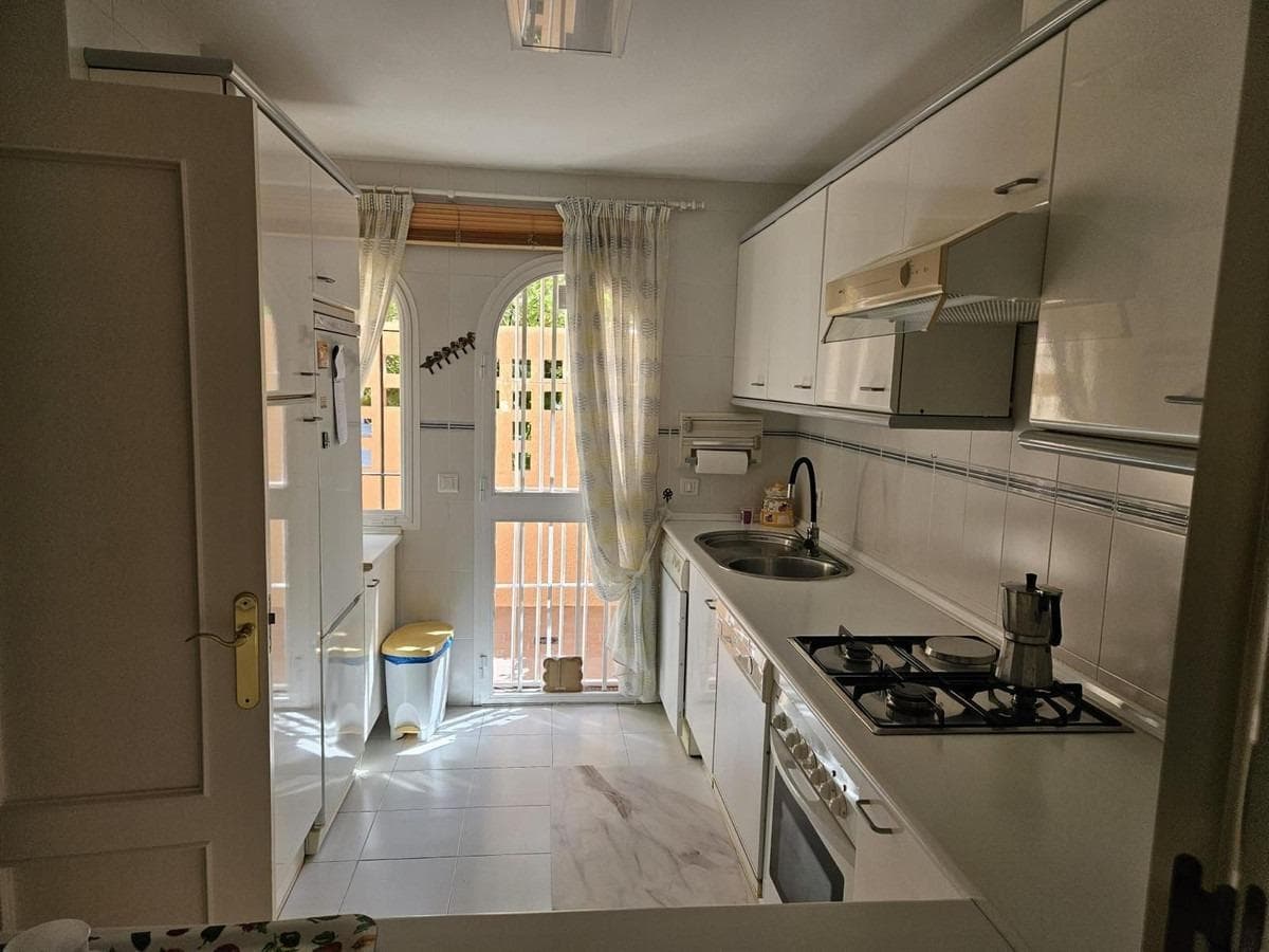 3 bed Townhouse in Marbella - 16