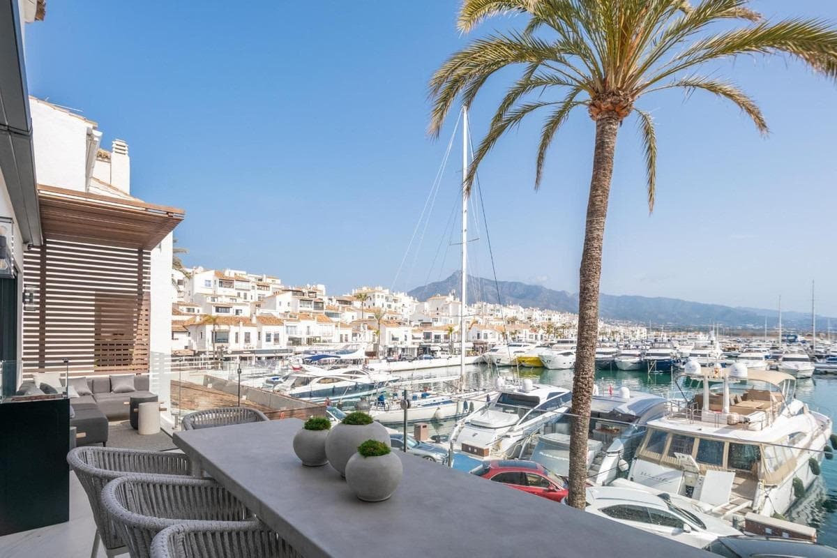 Tussenverdieping Appartement met 3 slaapkamers in Marbella - 8
