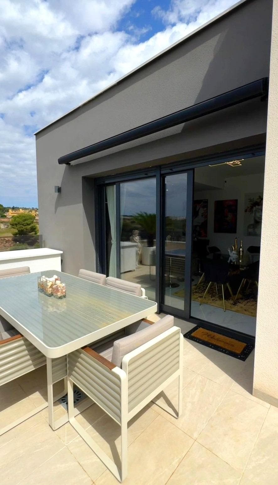 3 bed Penthouse in Orihuela Costa - 16