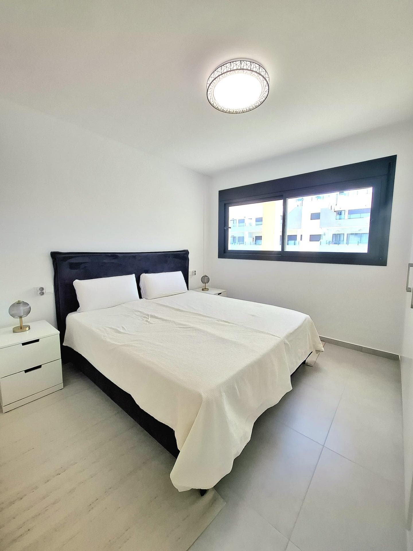 Tussenverdieping Appartement met 3 slaapkamers in Orihuela Costa - 16