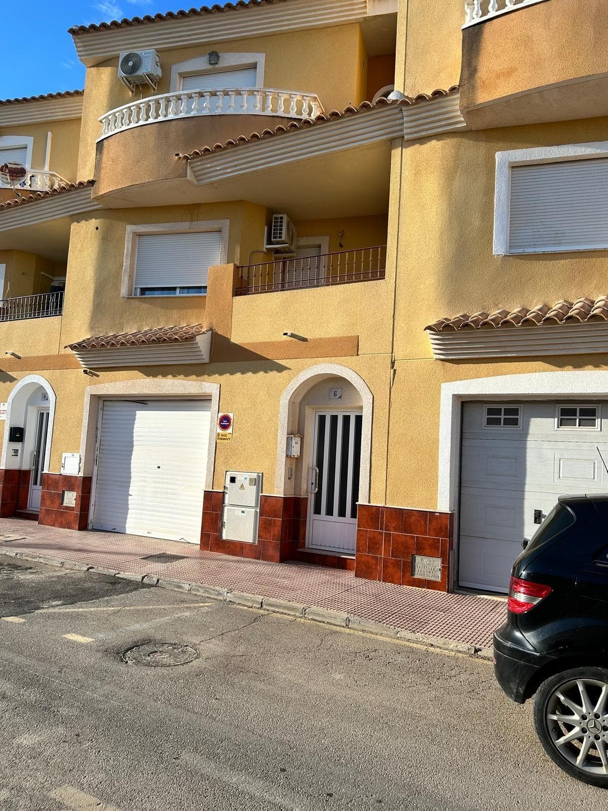 Geschakelde Woning met 4 slaapkamers in Los Alcazares - 1