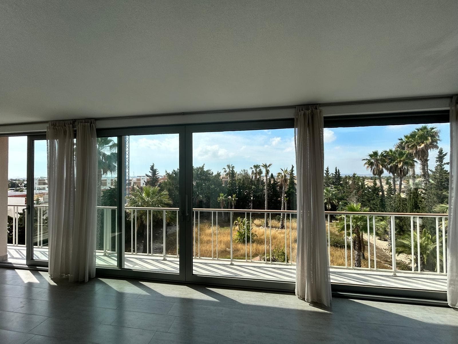 Vrijstaande Villa met 4 slaapkamers in Ciudad Quesada - 20