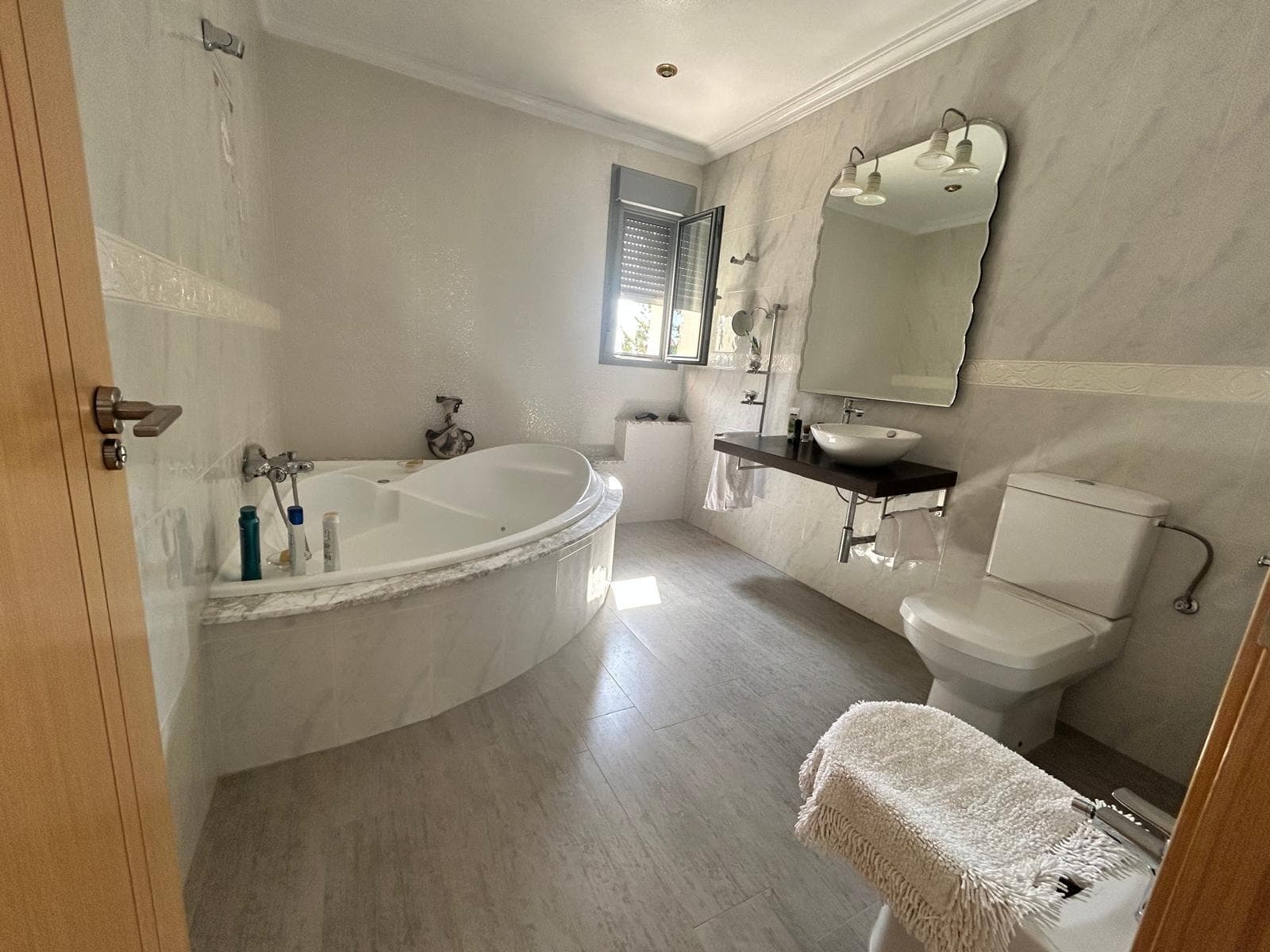Vrijstaande Villa met 4 slaapkamers in Ciudad Quesada - 24