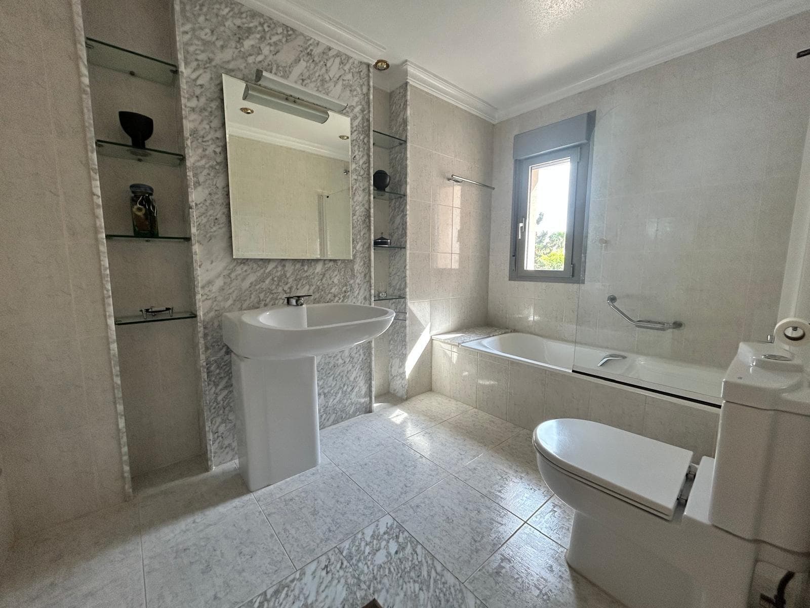 Vrijstaande Villa met 4 slaapkamers in Ciudad Quesada - 28