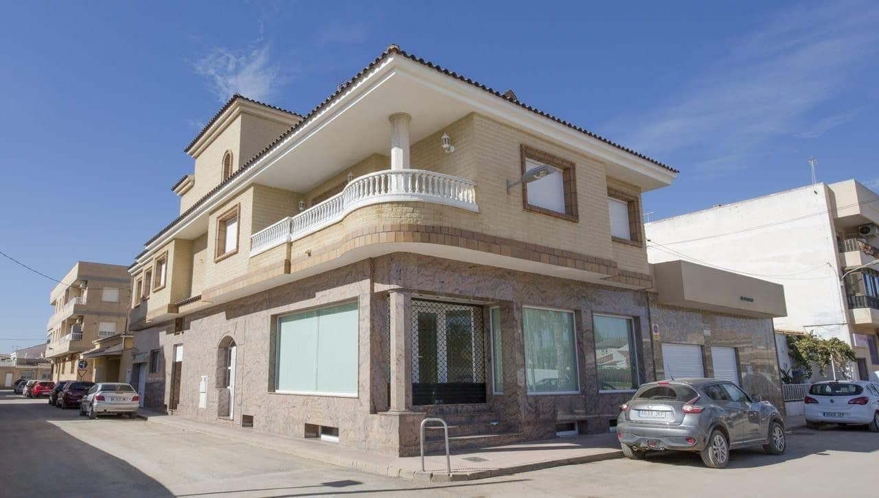 Geschakelde Woning met 5 slaapkamers in Los Alcazares - 8