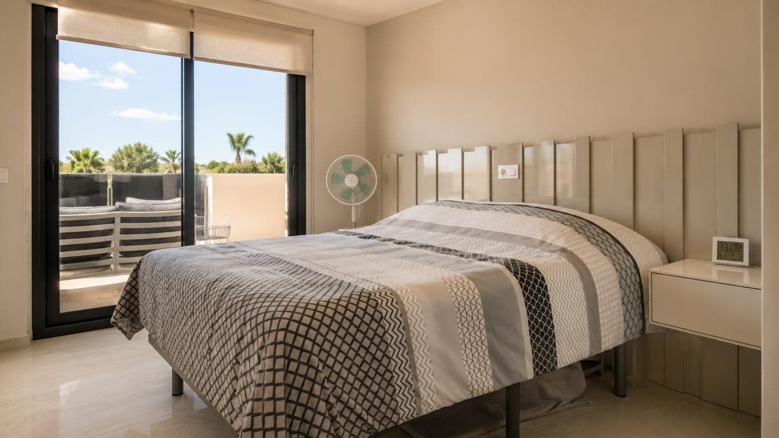 Tussenverdieping Appartement met 2 slaapkamers in Orihuela Costa - 7