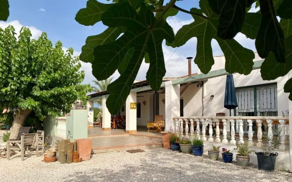 Vrijstaande Villa met 5 slaapkamers in Orihuela - 1