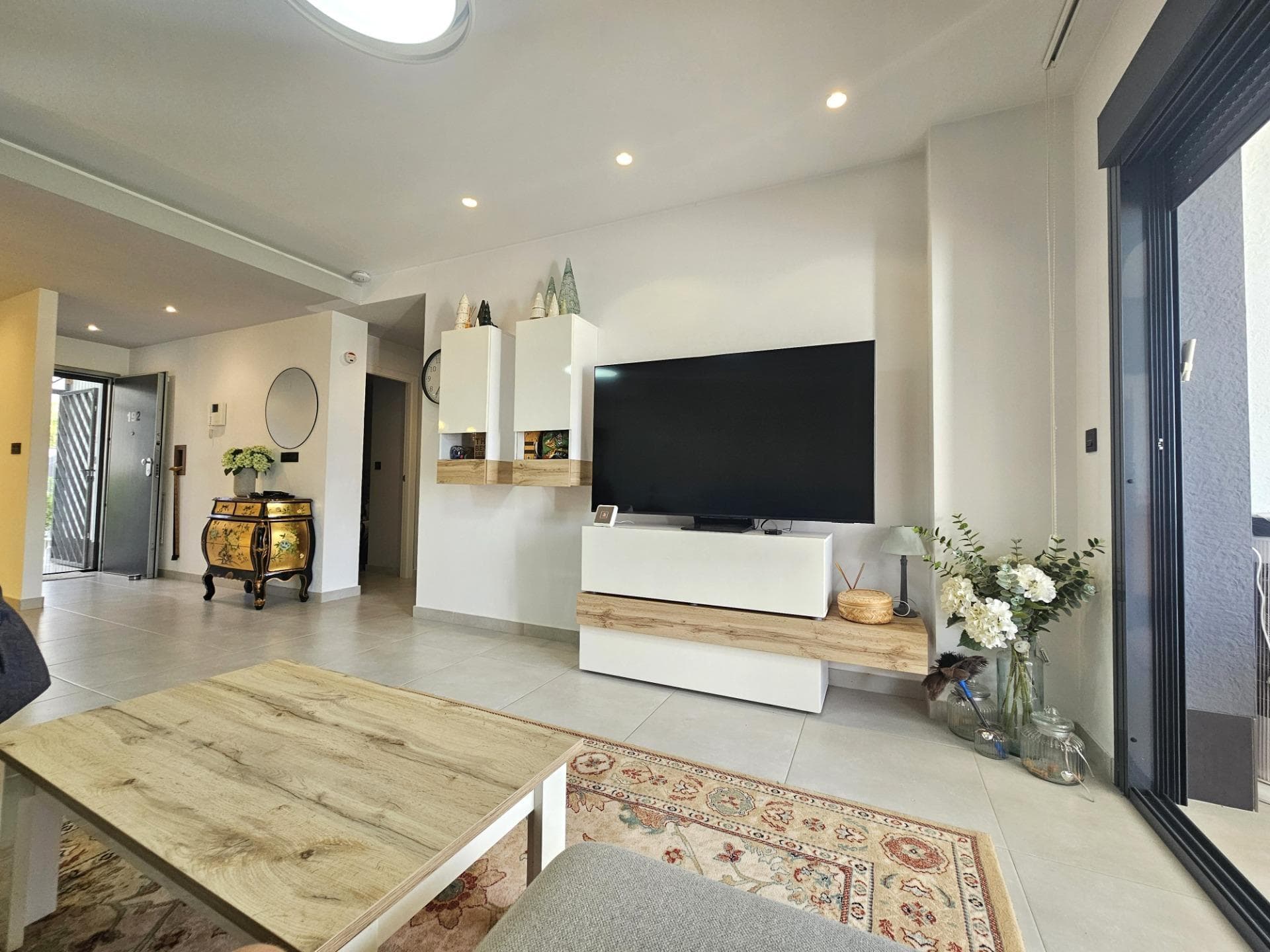 Apartamento Planta Media de 2 dormitorios en Guardamar del Segura - 9