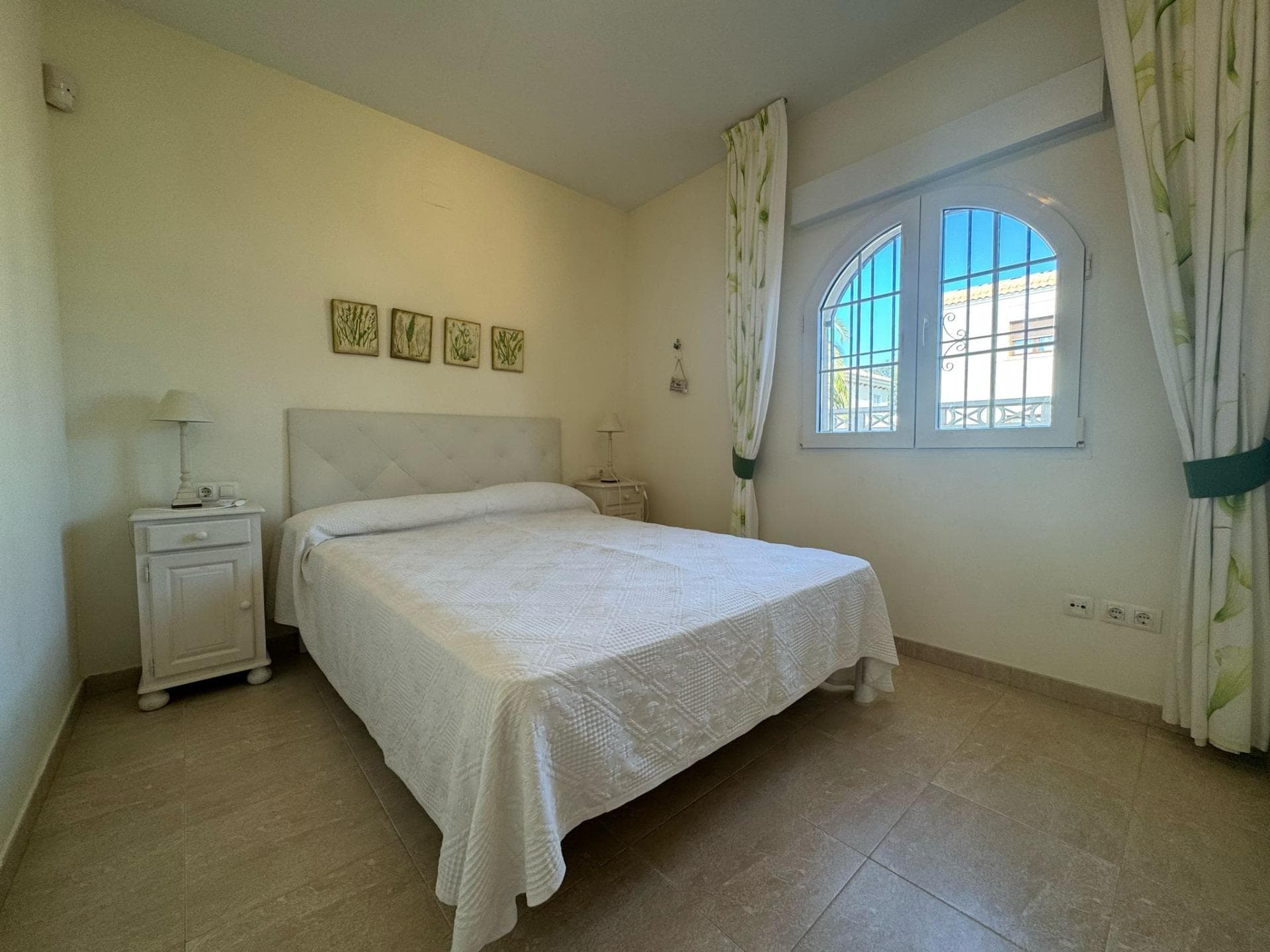 Villa - Chalet de 4 dormitorios en Orihuela Costa - 21