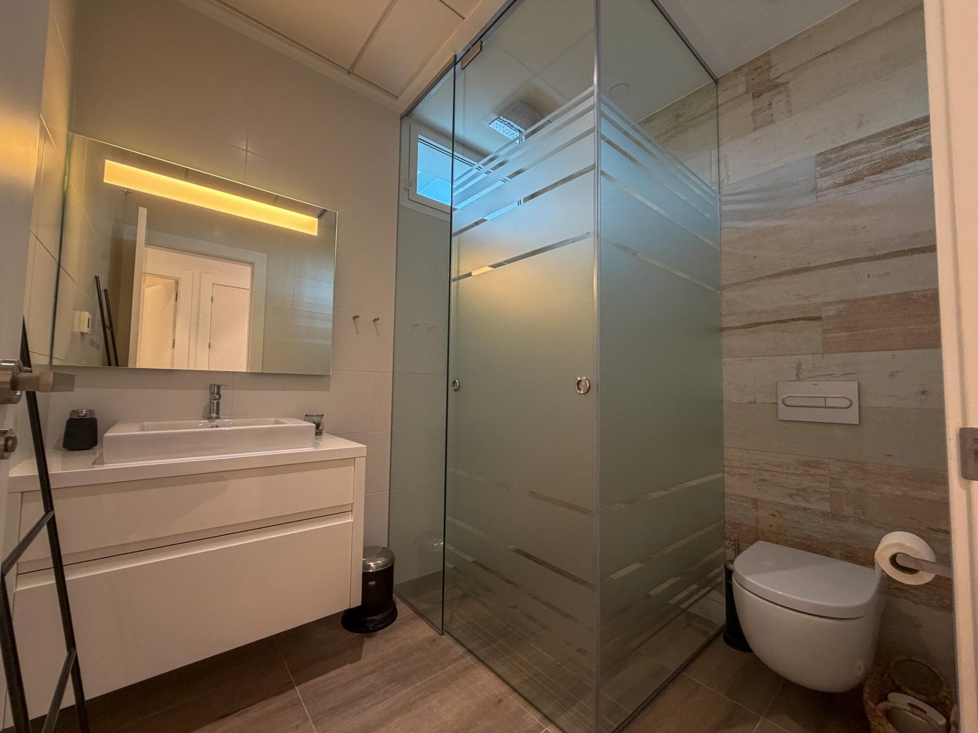 Apartamento Planta Media de 3 dormitorios en Orihuela - 17