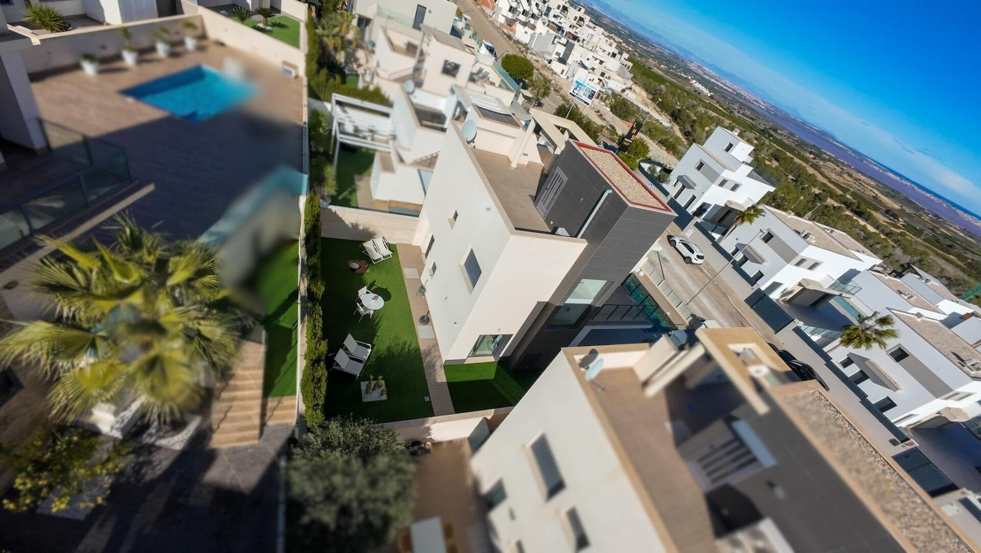 Vrijstaande Villa met 4 slaapkamers in San Miguel de Salinas - 33