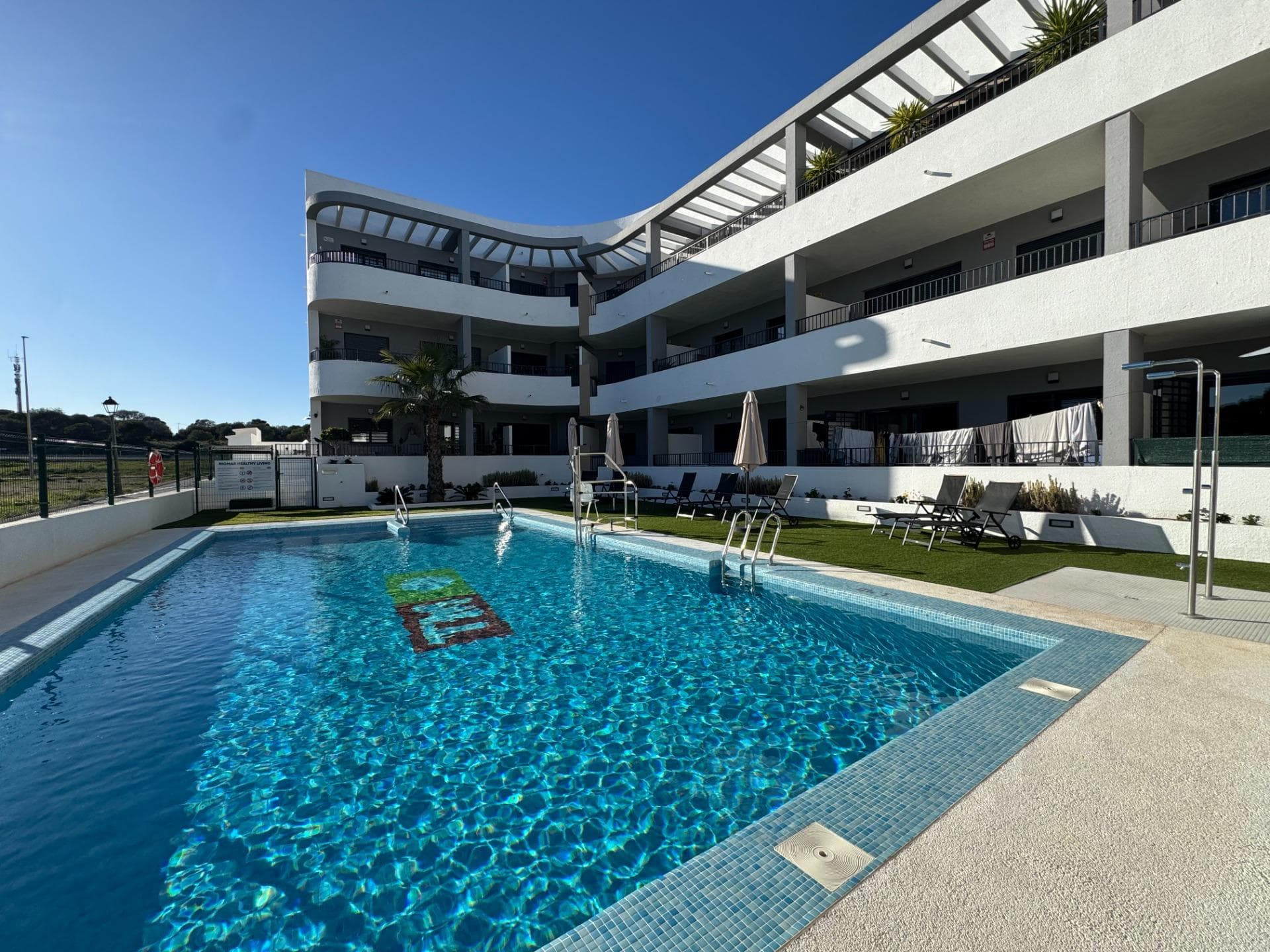 Apartamento Planta Media de 2 dormitorios en Pilar de la Horadada - 1