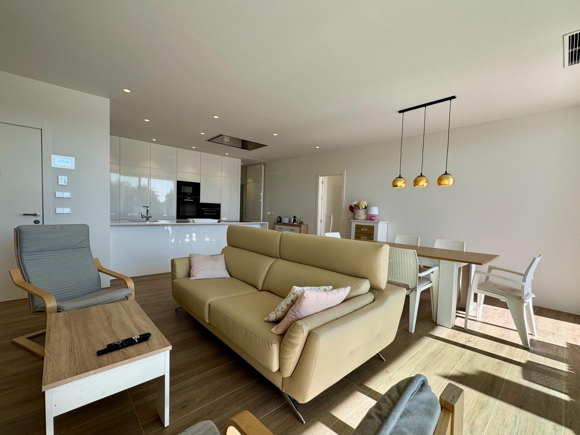Apartamento Planta Media de 3 dormitorios en Orihuela - 14