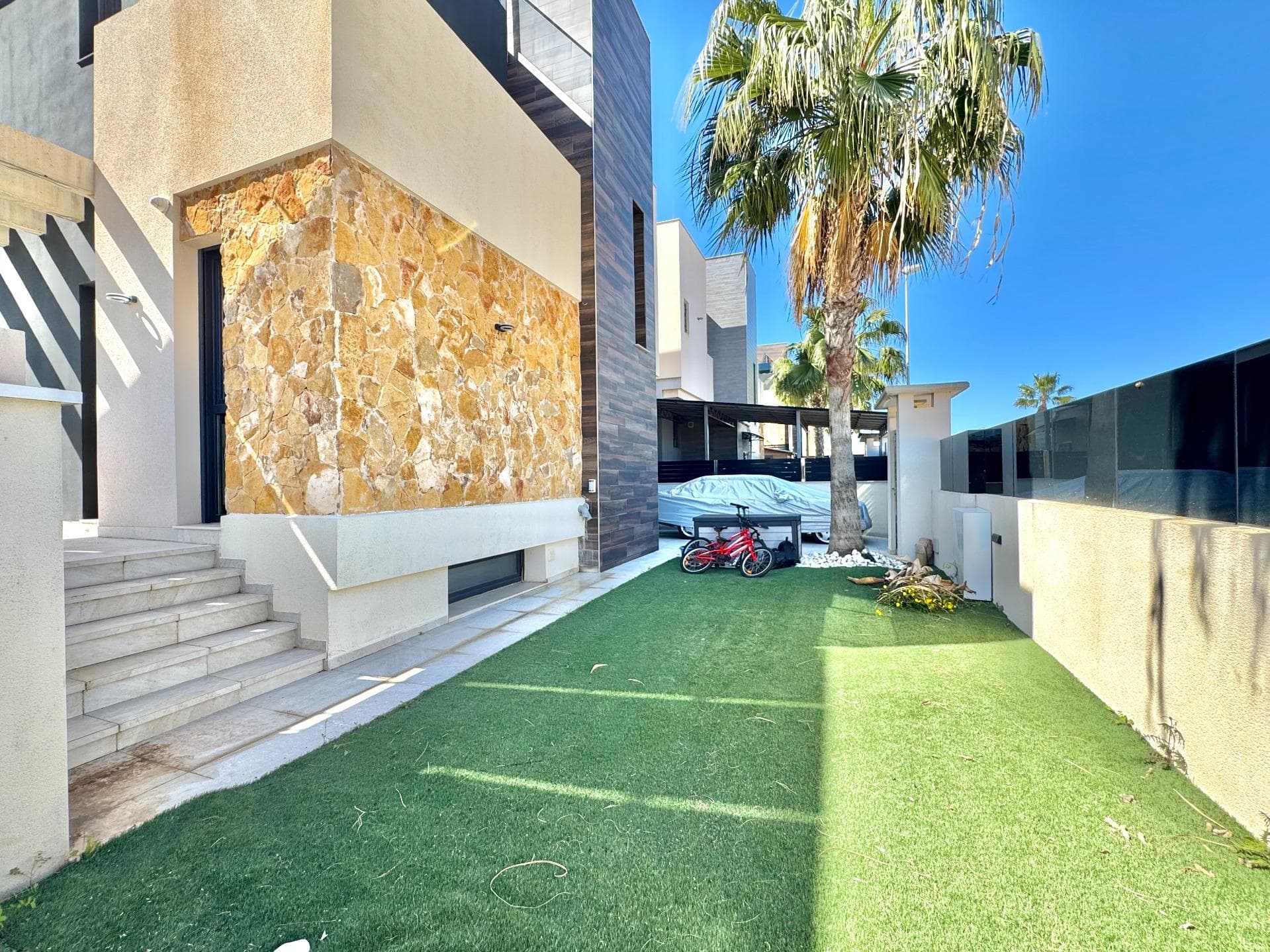 Villa - Chalet de 4 dormitorios en Orihuela Costa - 50