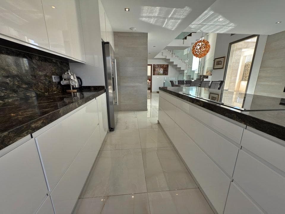 Villa - Chalet de 5 dormitorios en Orihuela Costa - 12