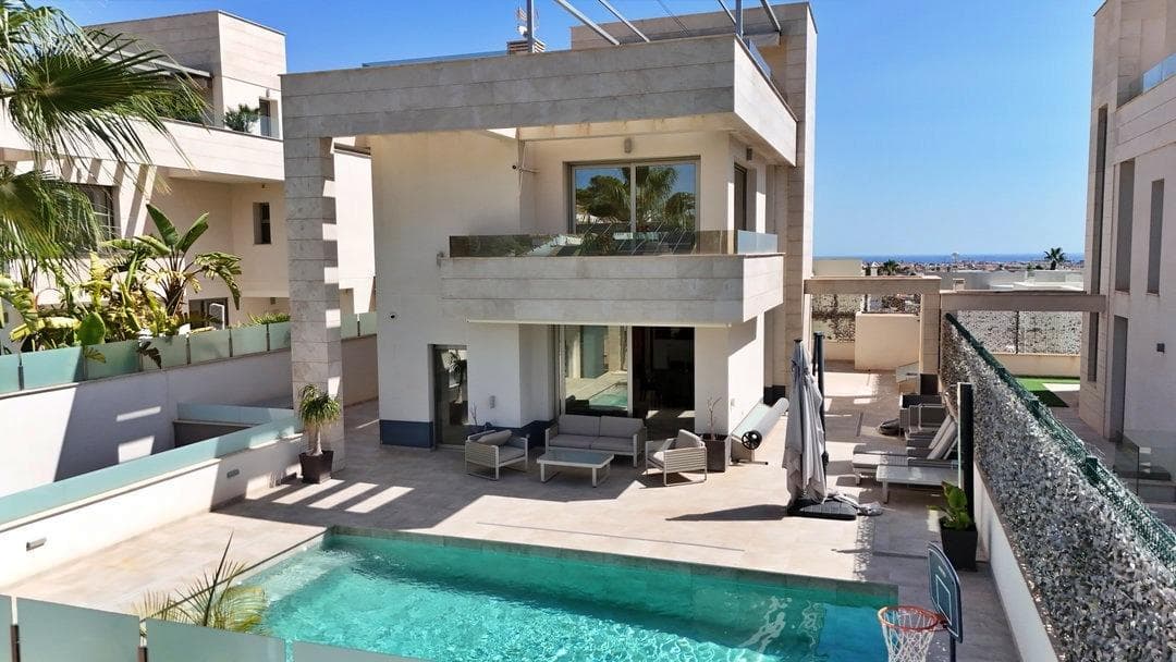 Villa - Chalet de 5 dormitorios en Orihuela Costa - 2