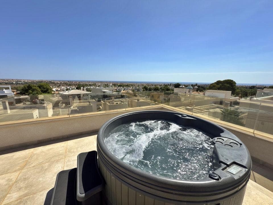 Villa - Chalet de 5 dormitorios en Orihuela Costa - 37