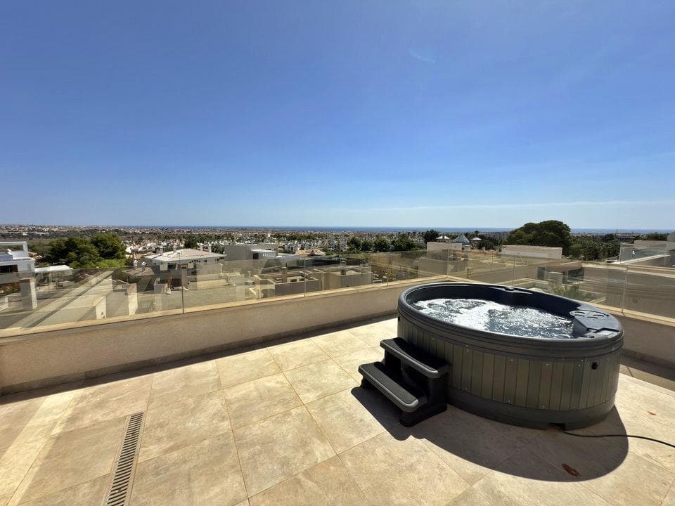 Villa - Chalet de 5 dormitorios en Orihuela Costa - 38