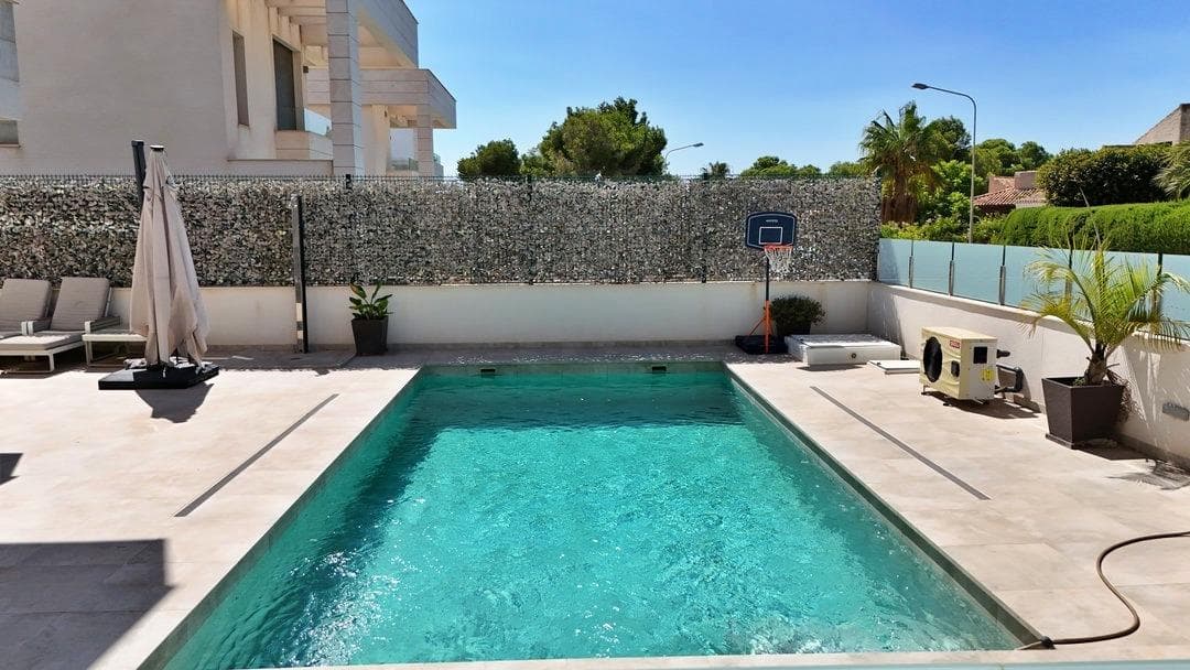 Villa - Chalet de 5 dormitorios en Orihuela Costa - 4