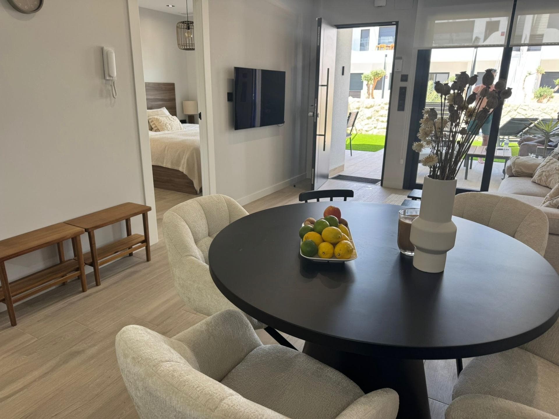 Apartamento Planta Media de 3 dormitorios en Orihuela Costa - 16