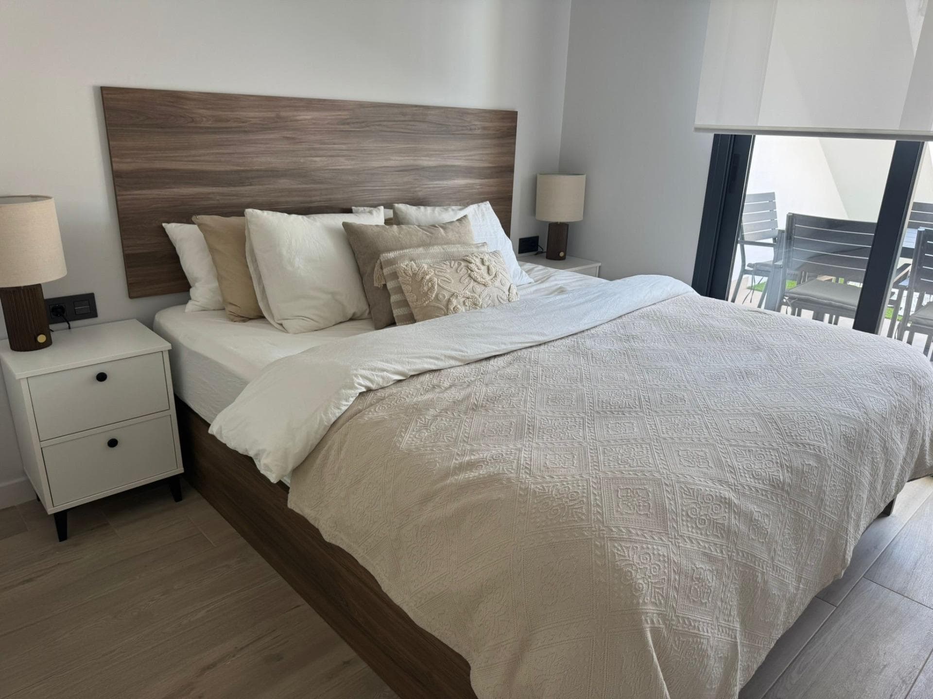 Apartamento Planta Media de 3 dormitorios en Orihuela Costa - 24