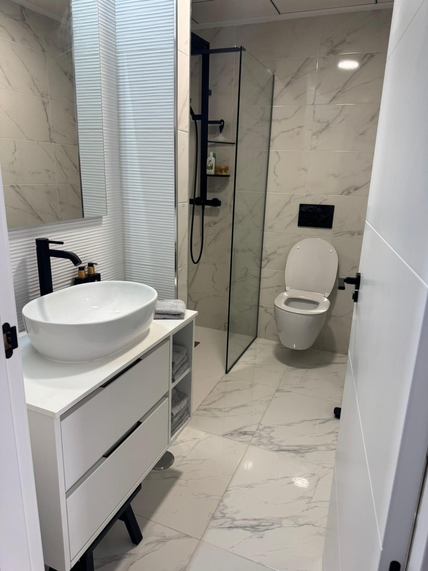 Apartamento Planta Media de 3 dormitorios en Orihuela Costa - 37