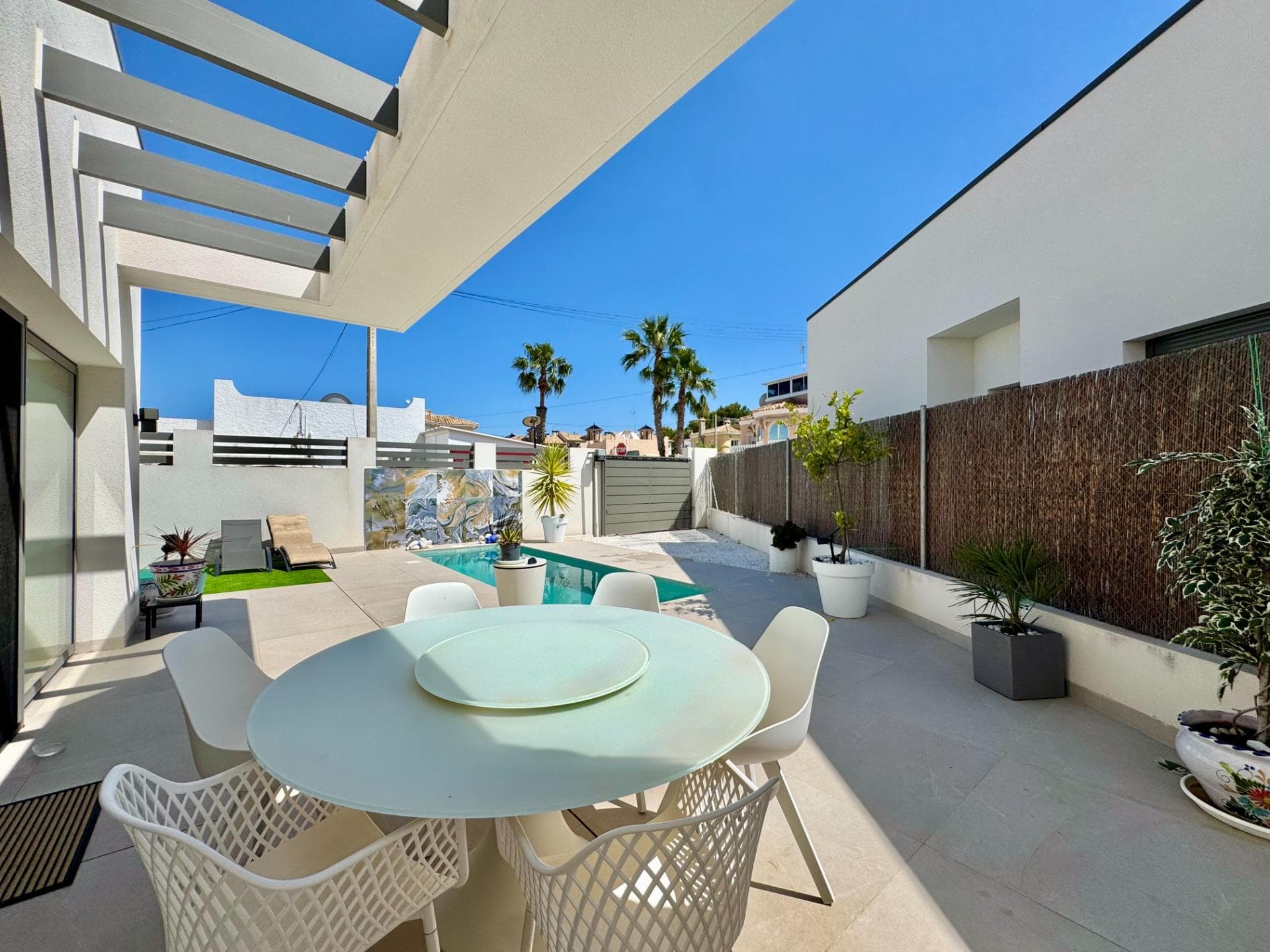 Vrijstaande Villa met 3 slaapkamers in San Miguel de Salinas - 2