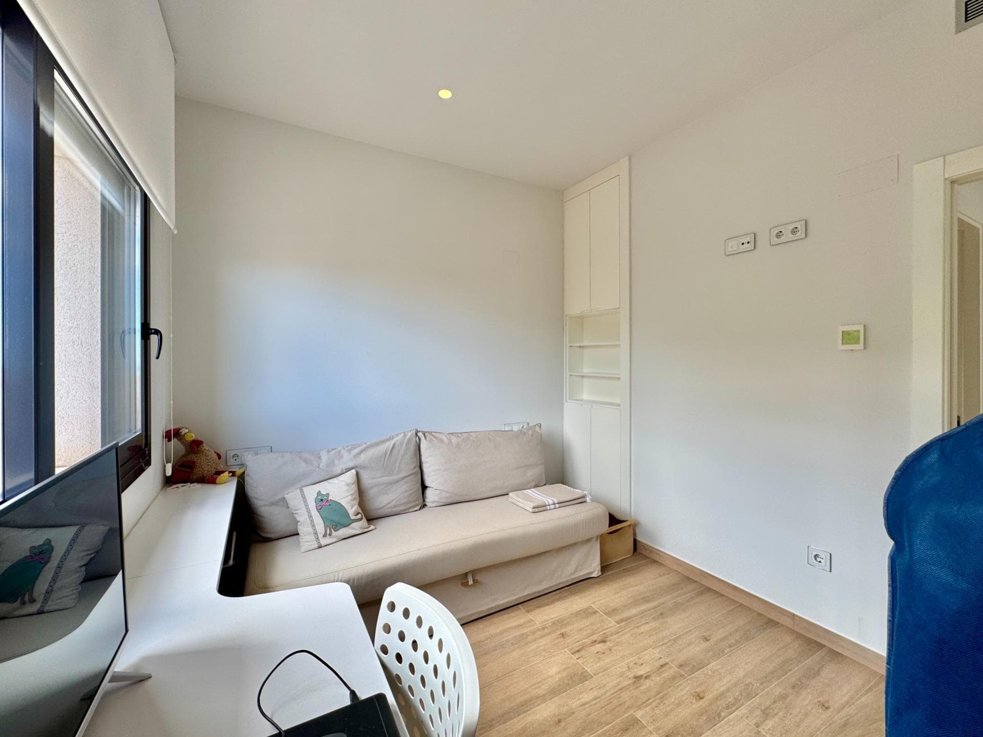 Villa - Chalet de 4 dormitorios en San Miguel de Salinas - 29