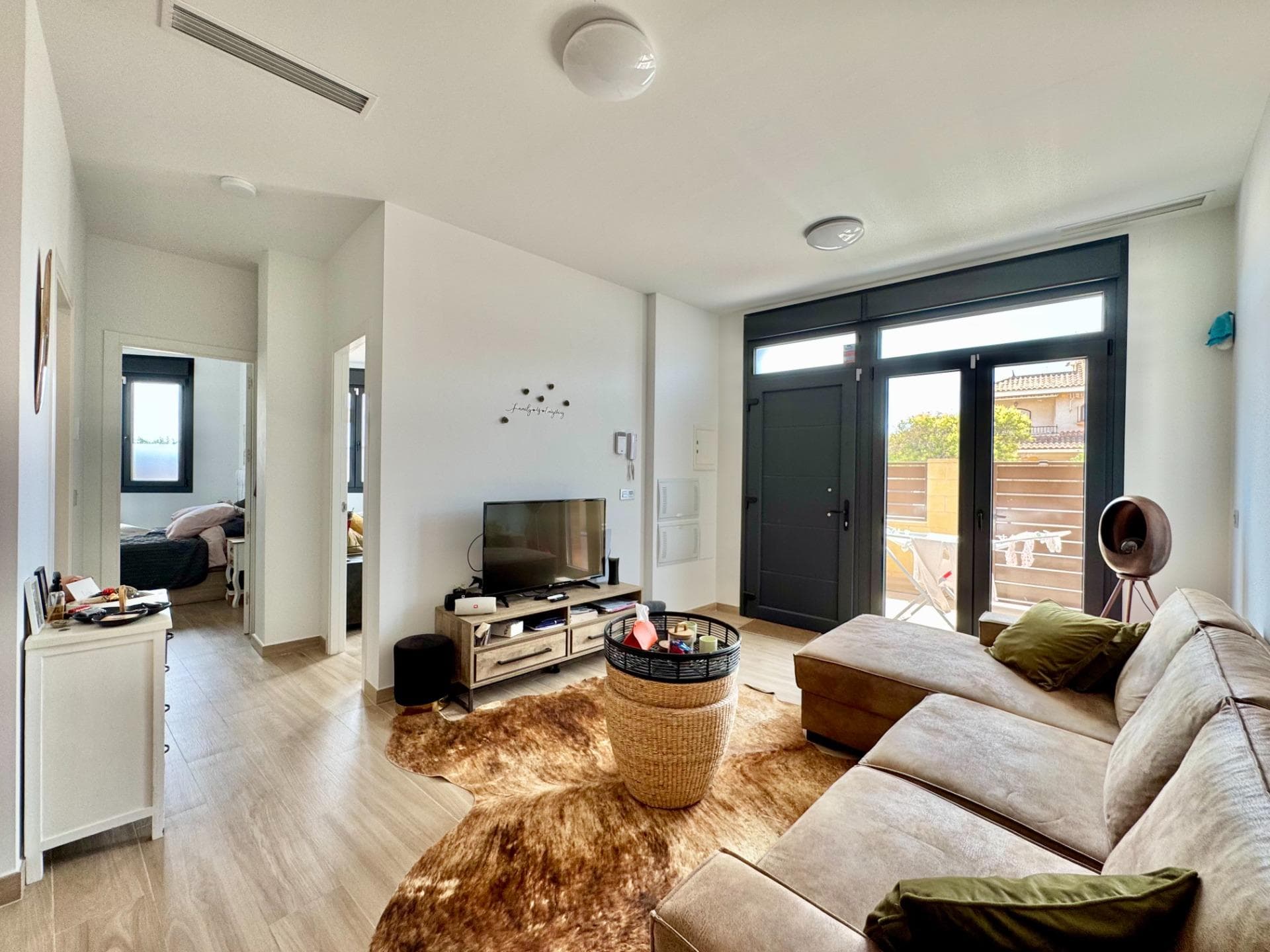 2 bed Middle Floor Apartment in Santiago de la Ribera - 16