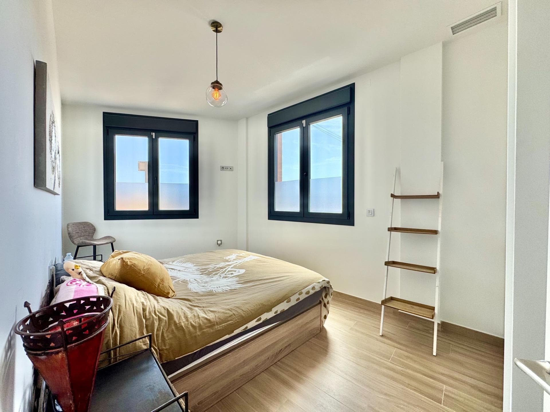 2 bed Middle Floor Apartment in Santiago de la Ribera - 2