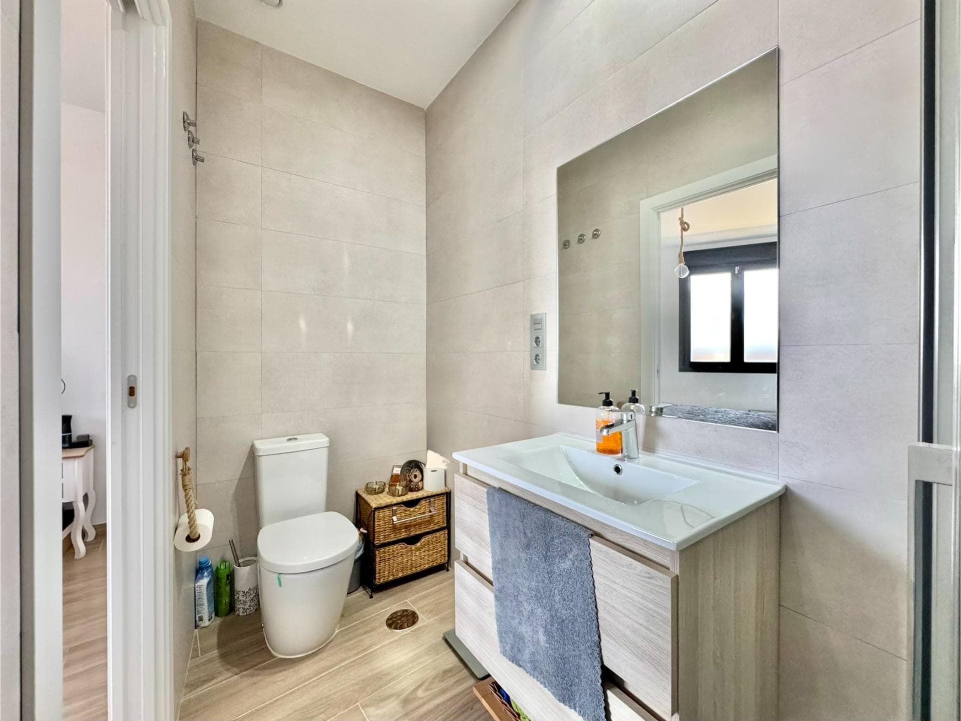 2 bed Middle Floor Apartment in Santiago de la Ribera - 22
