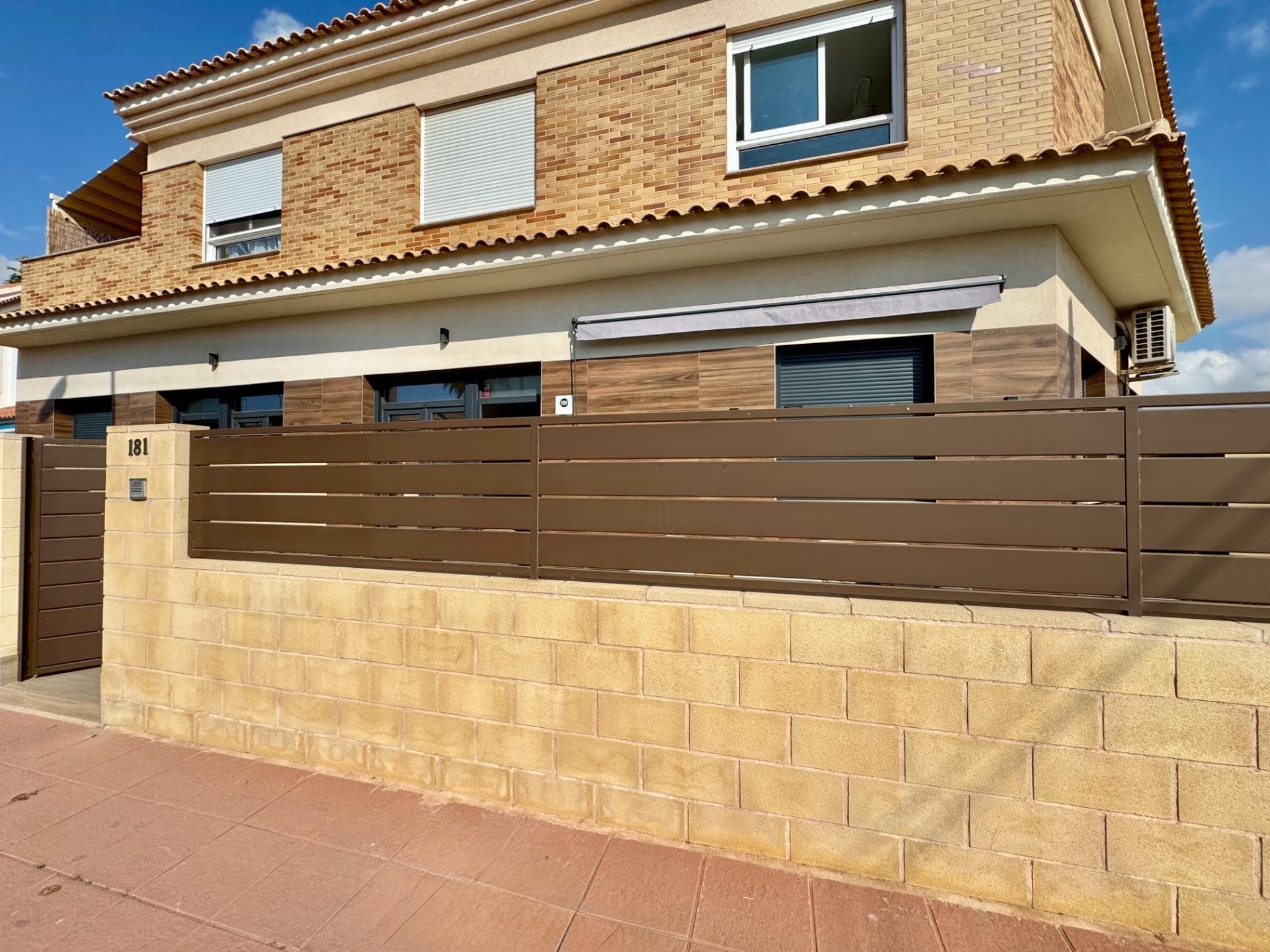 2 bed Middle Floor Apartment in Santiago de la Ribera - 31