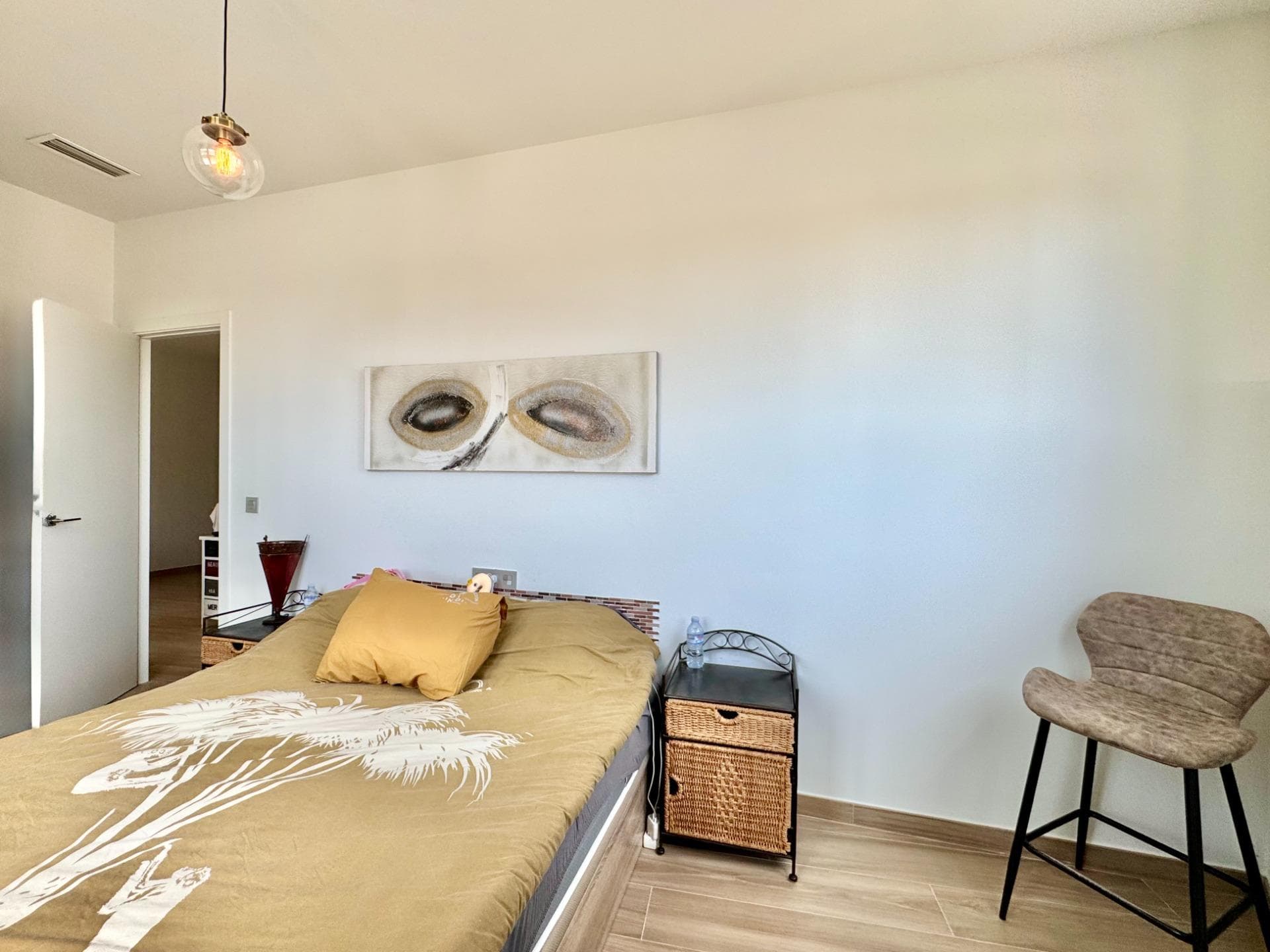 2 bed Middle Floor Apartment in Santiago de la Ribera - 5