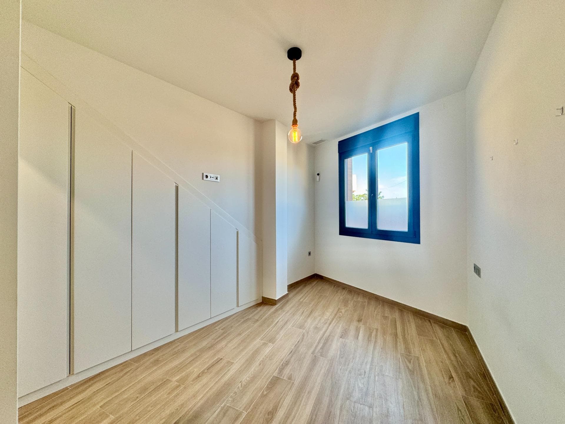 2 bed Middle Floor Apartment in Santiago de la Ribera - 24