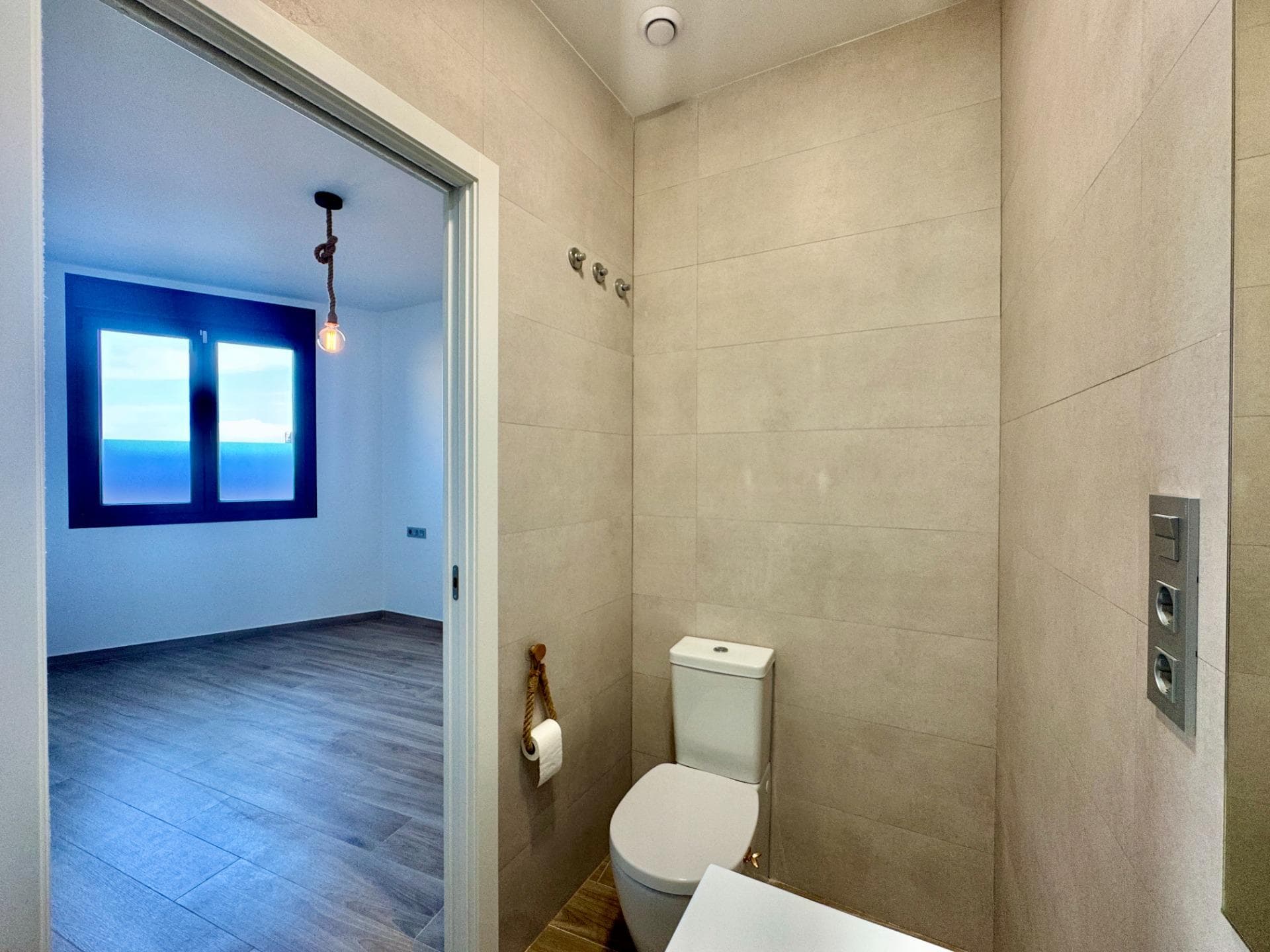 2 bed Middle Floor Apartment in Santiago de la Ribera - 31