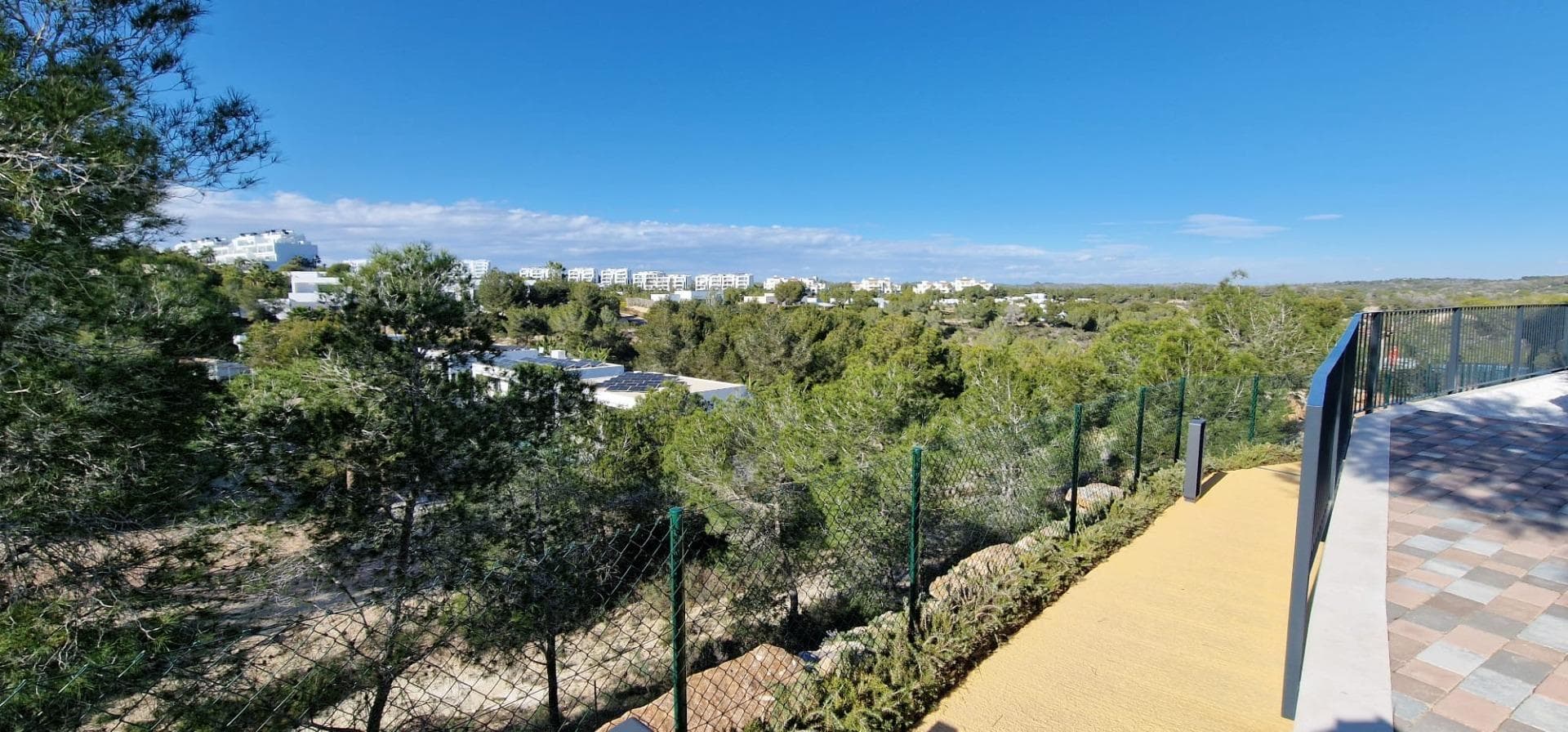 Apartamento Planta Media de 3 dormitorios en Orihuela - 45