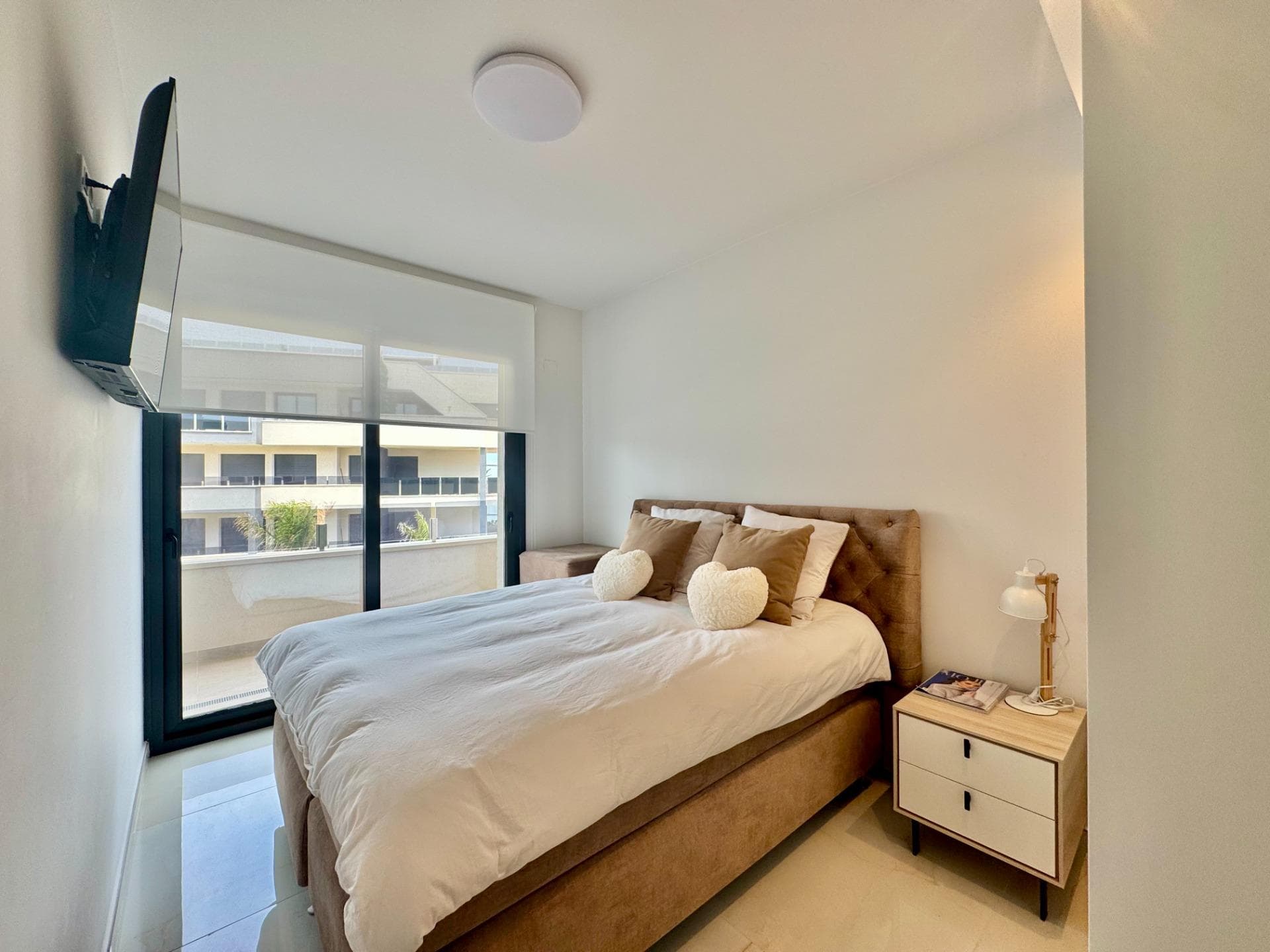 Apartamento Planta Media de 3 dormitorios en Orihuela Costa - 13