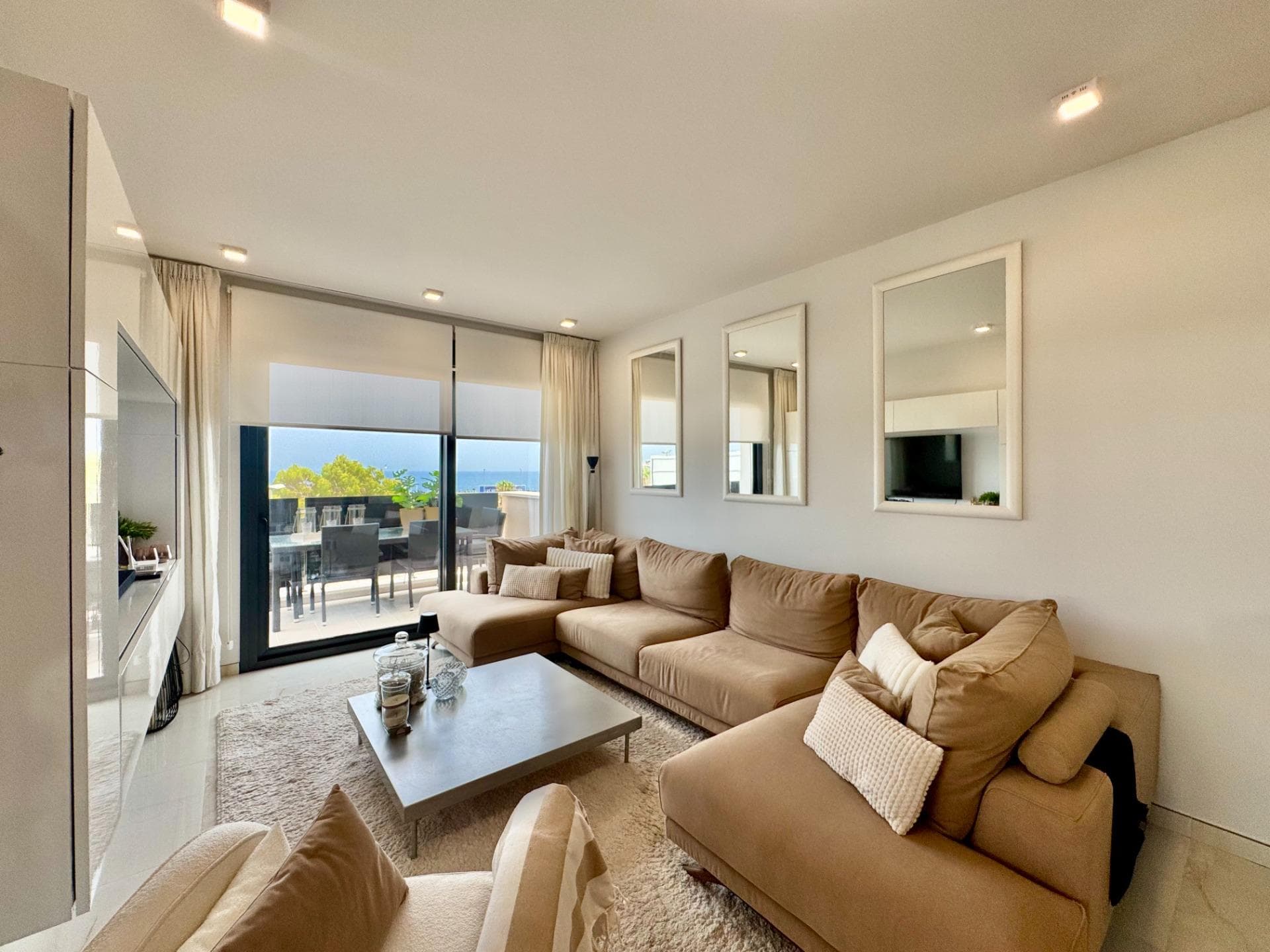 Apartamento Planta Media de 3 dormitorios en Orihuela Costa - 18