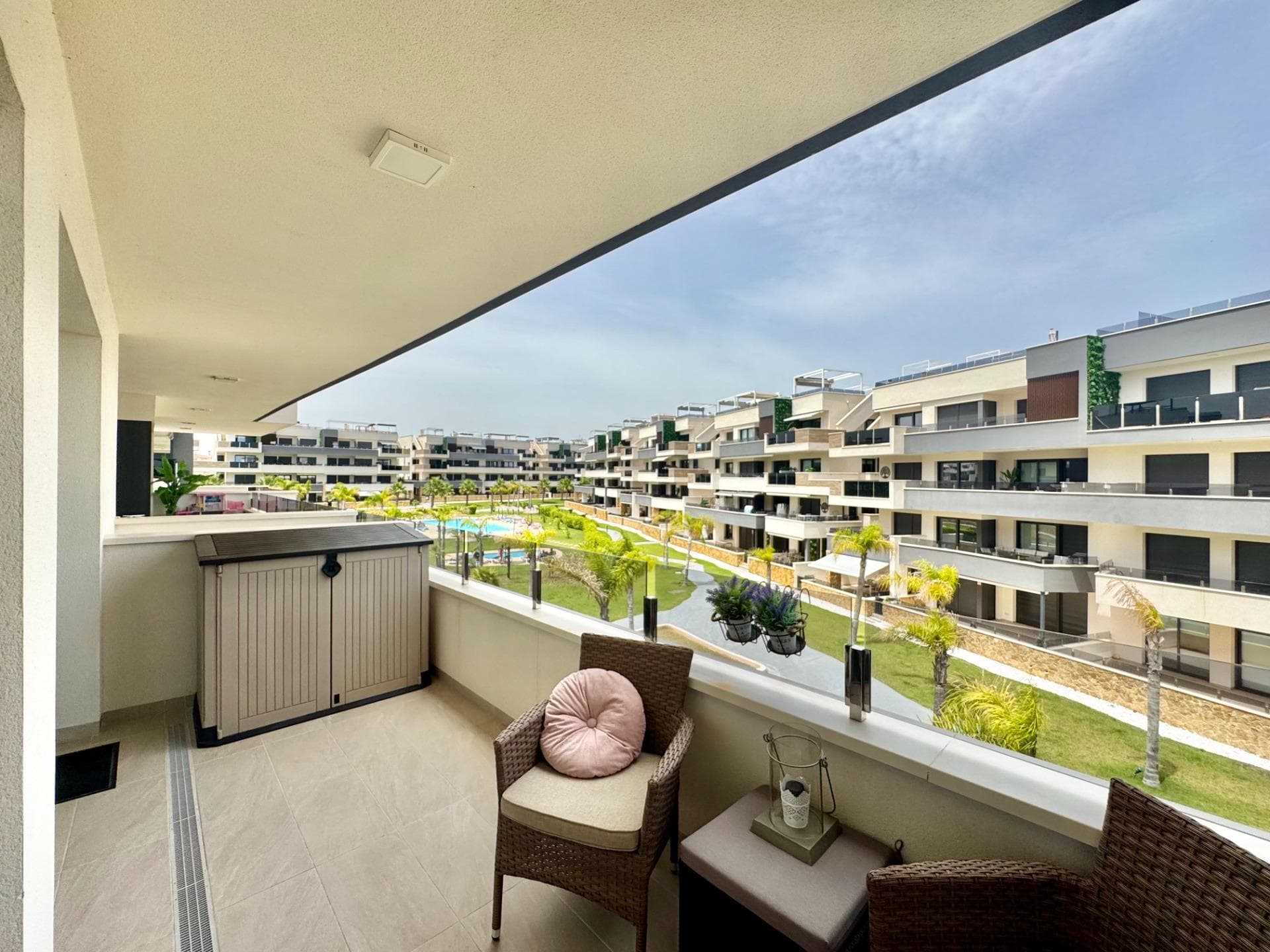 Apartamento Planta Media de 3 dormitorios en Orihuela Costa - 20