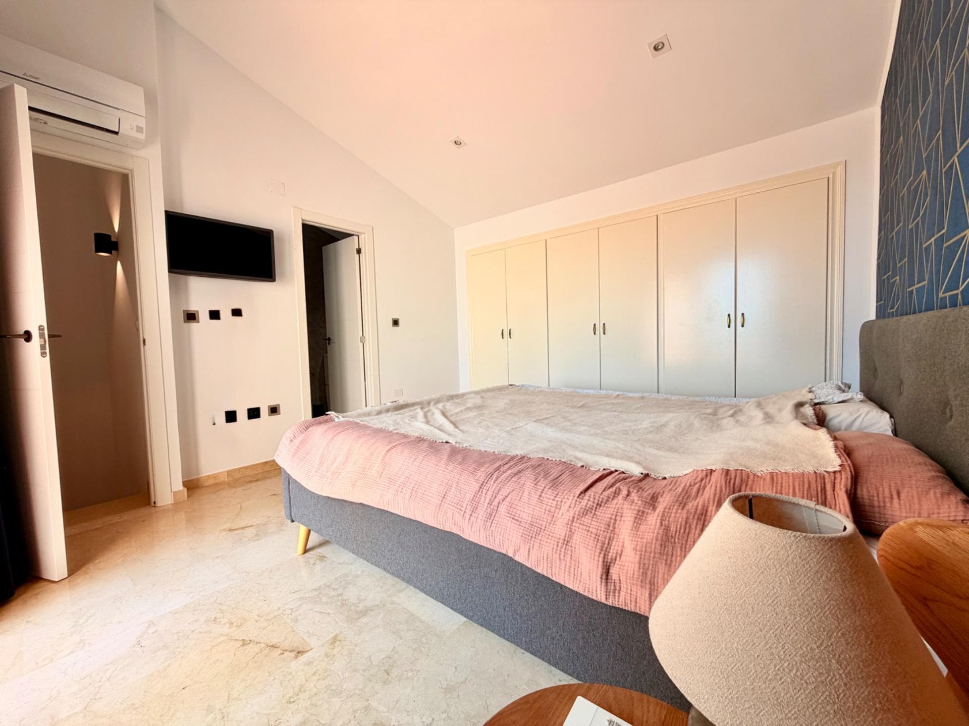 Apartamento Planta Media de 3 dormitorios en Orihuela Costa - 27