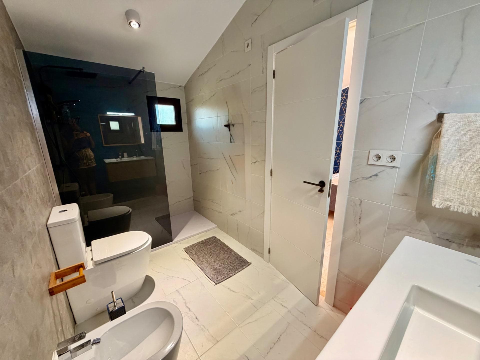 Apartamento Planta Media de 3 dormitorios en Orihuela Costa - 29