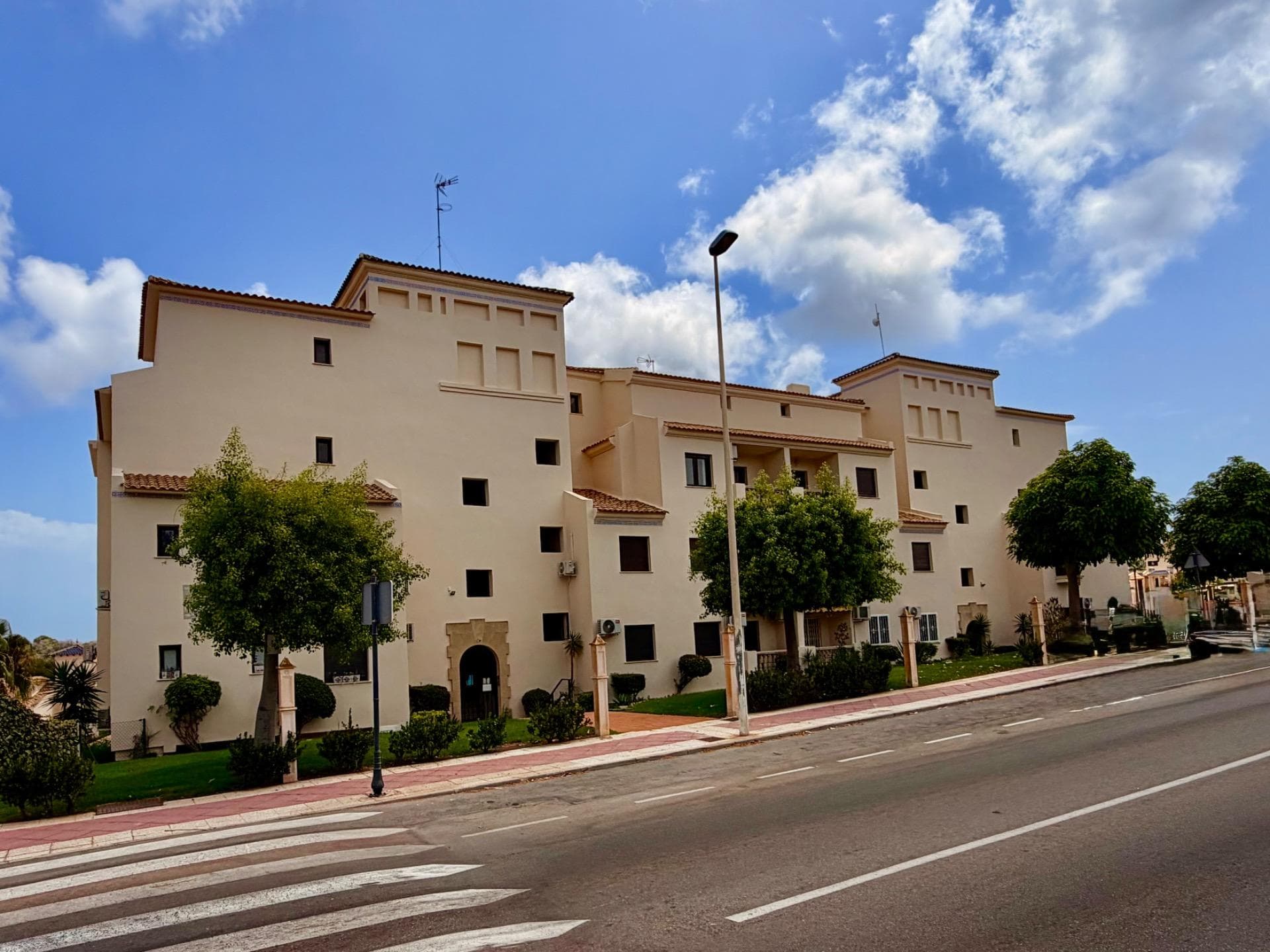Apartamento Planta Media de 3 dormitorios en Orihuela Costa - 3