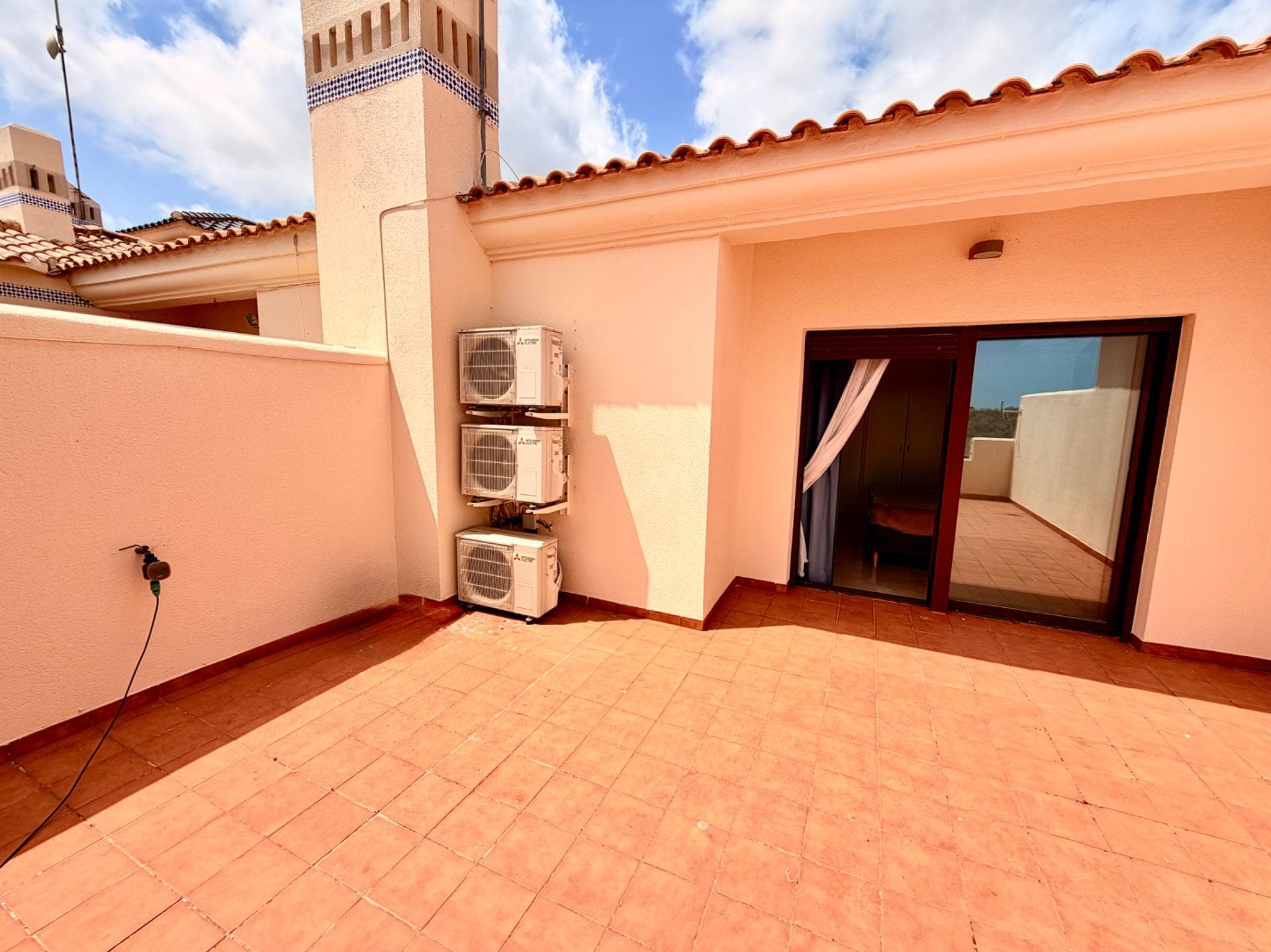 Apartamento Planta Media de 3 dormitorios en Orihuela Costa - 32