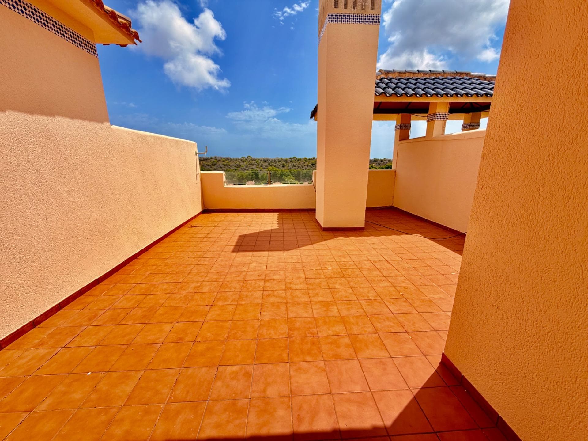Apartamento Planta Media de 3 dormitorios en Orihuela Costa - 33