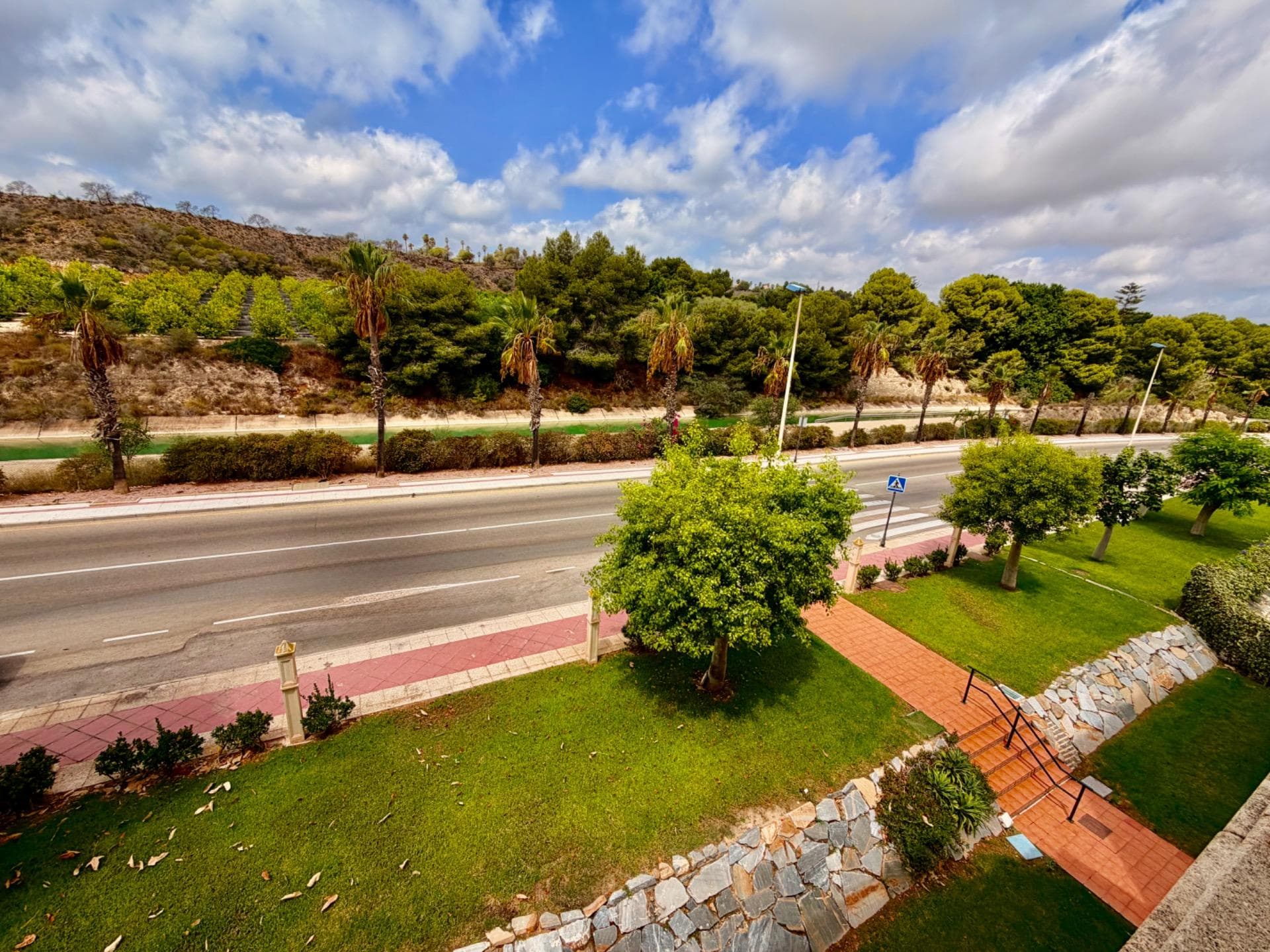 Apartamento Planta Media de 3 dormitorios en Orihuela Costa - 35