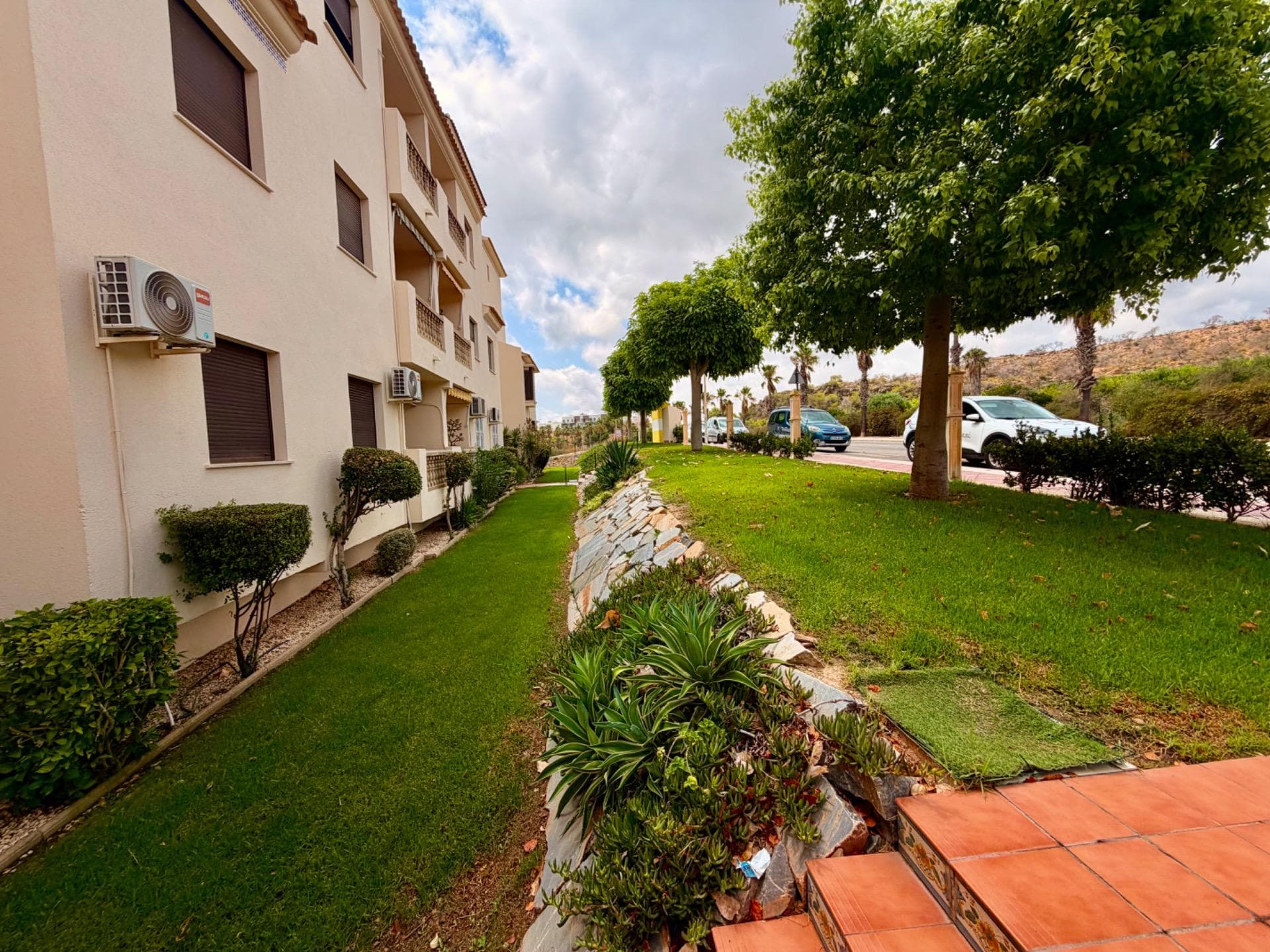Apartamento Planta Media de 3 dormitorios en Orihuela Costa - 37