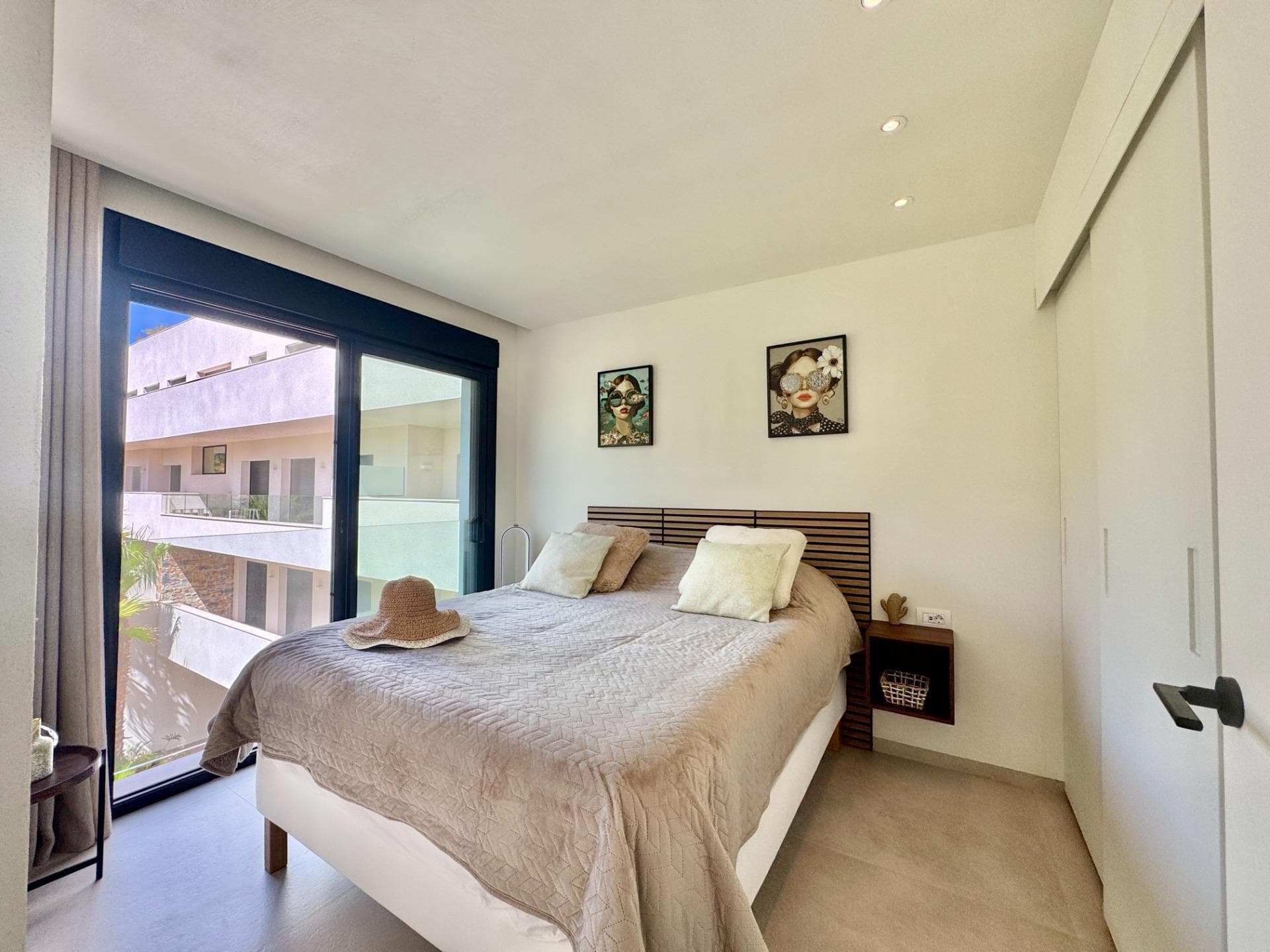 Apartamento Planta Media de 3 dormitorios en Orihuela - 23