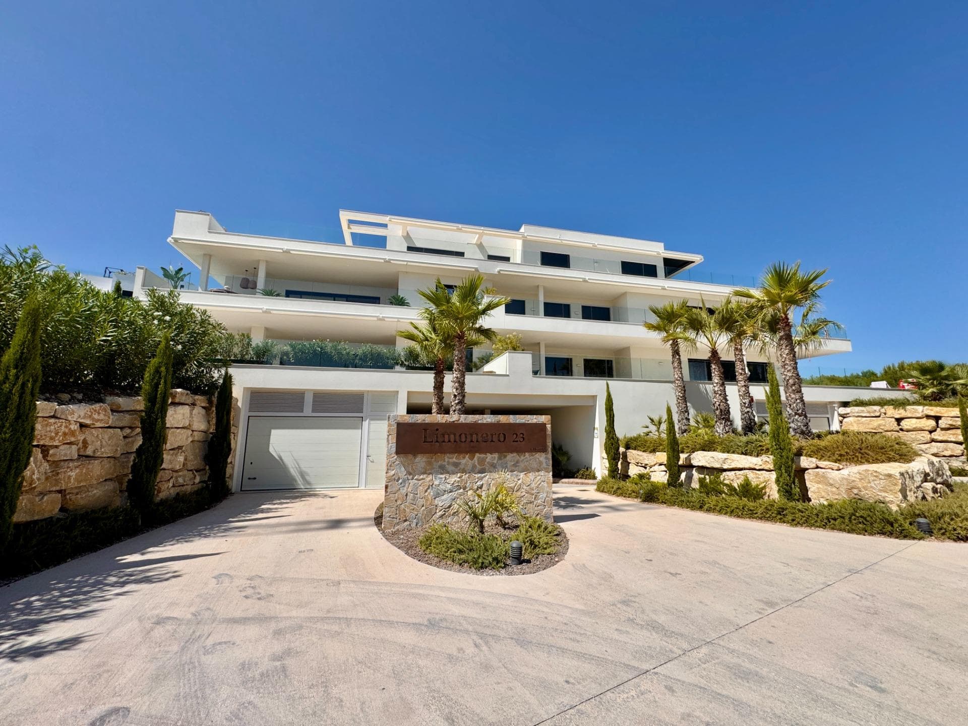 Apartamento Planta Media de 3 dormitorios en Orihuela - 39