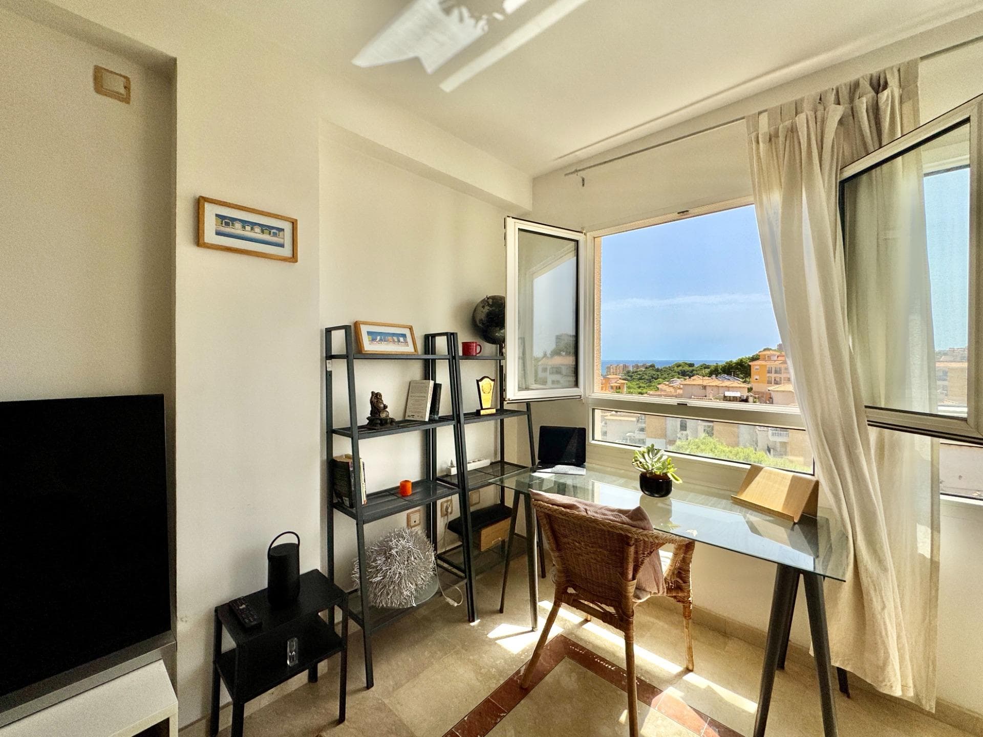 Apartamento Planta Media de 2 dormitorios en Orihuela Costa - 23